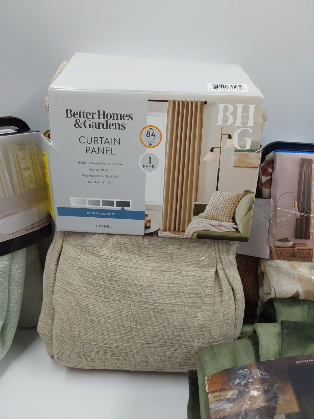 7-Piece Bulk Inventory Lot: Apparel, Sleep & Home Essentials