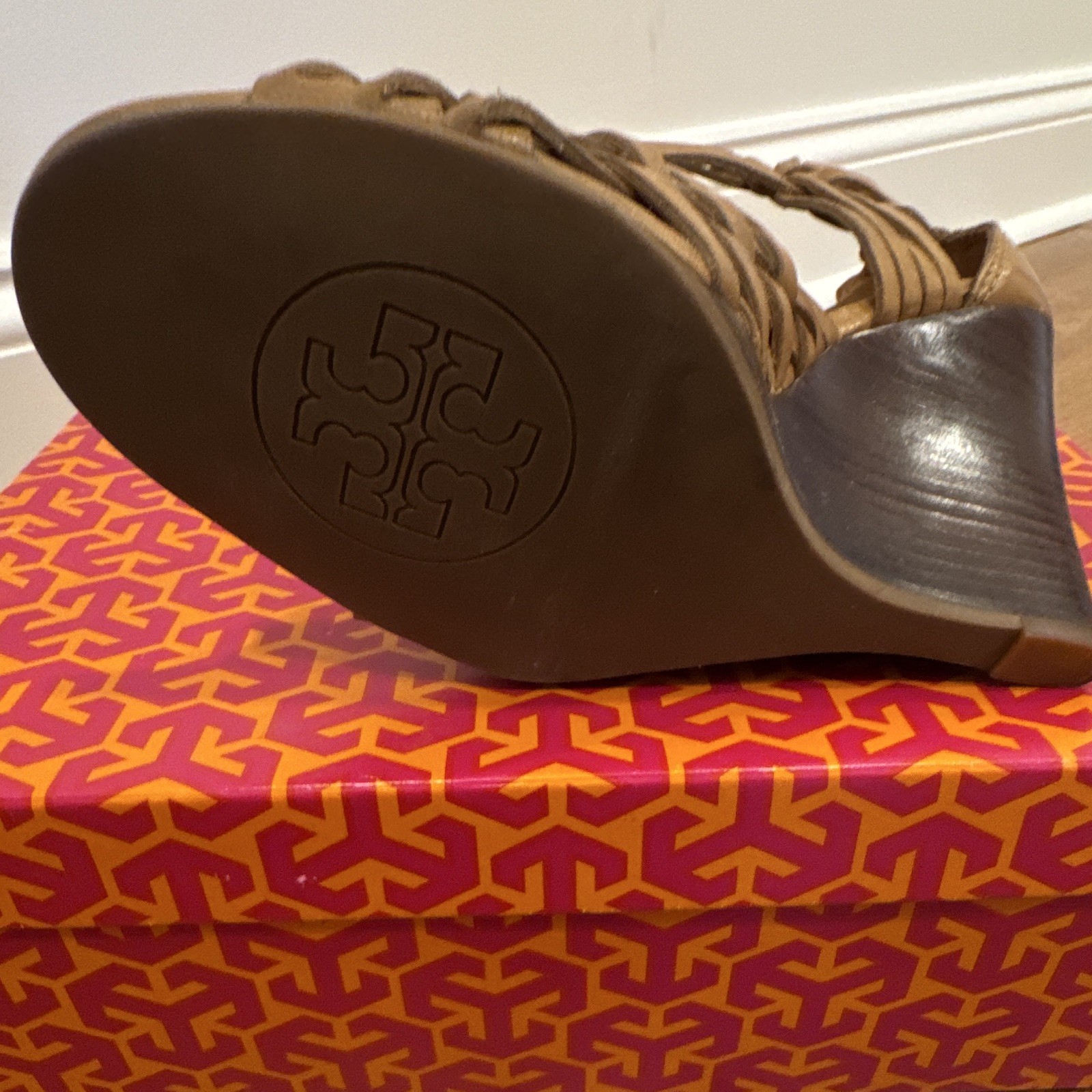 TORY BURCH brown Tan leather woven slingback wedge Sandals size 7