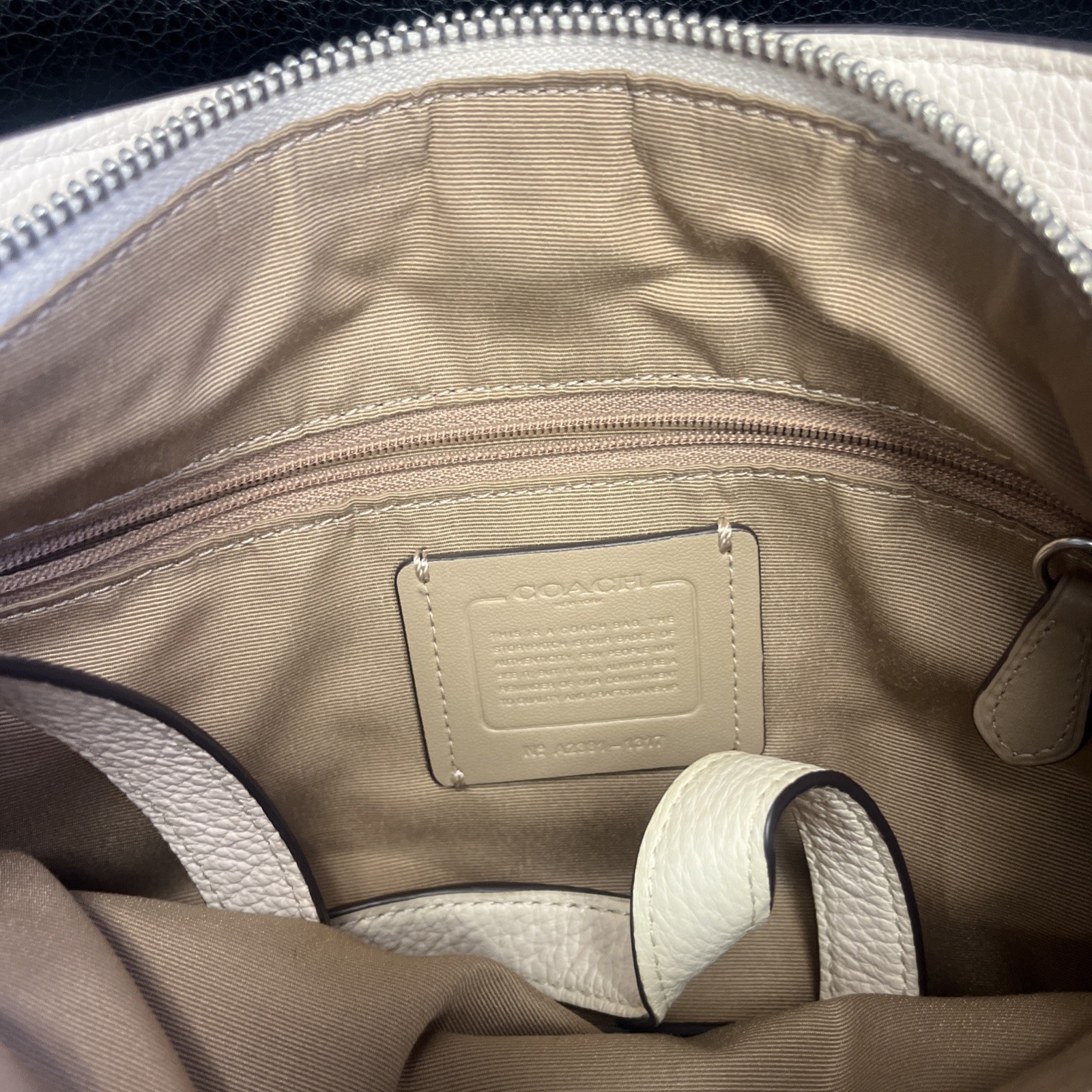 Coach Cream Pebbled Leather Bag with Crossbody Strap and Gold Hardware 9”7”5”