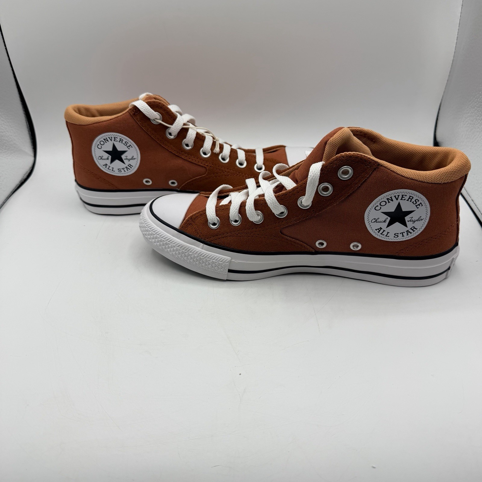 Converse Chuck Taylor All Star Mid Malden Street Red Terracotta Men 5; Women 7