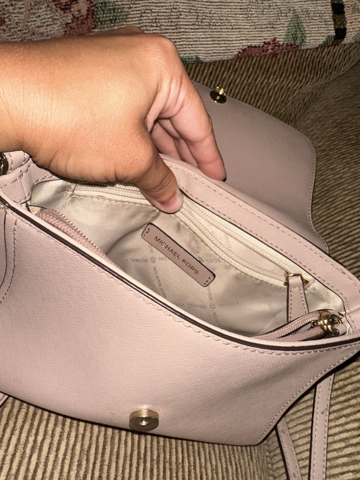 Michael Kors Pink Logo Crossbody Bag Chain Top Handle Gold Hardware Zip/Mag