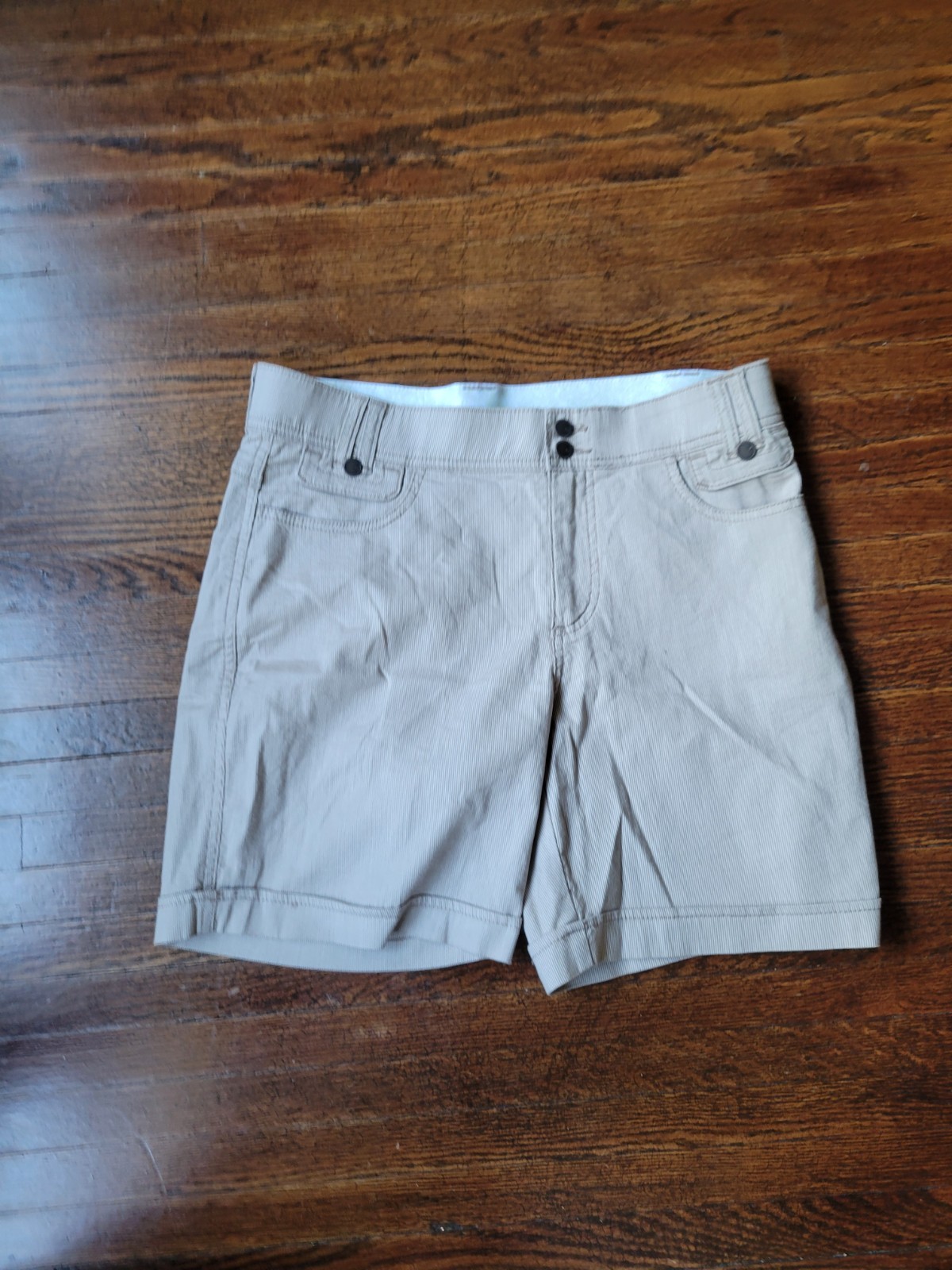 Lee Womens Walk Shorts Beige Stripe Stretch High Rise Comfort Waistband Size 8 M