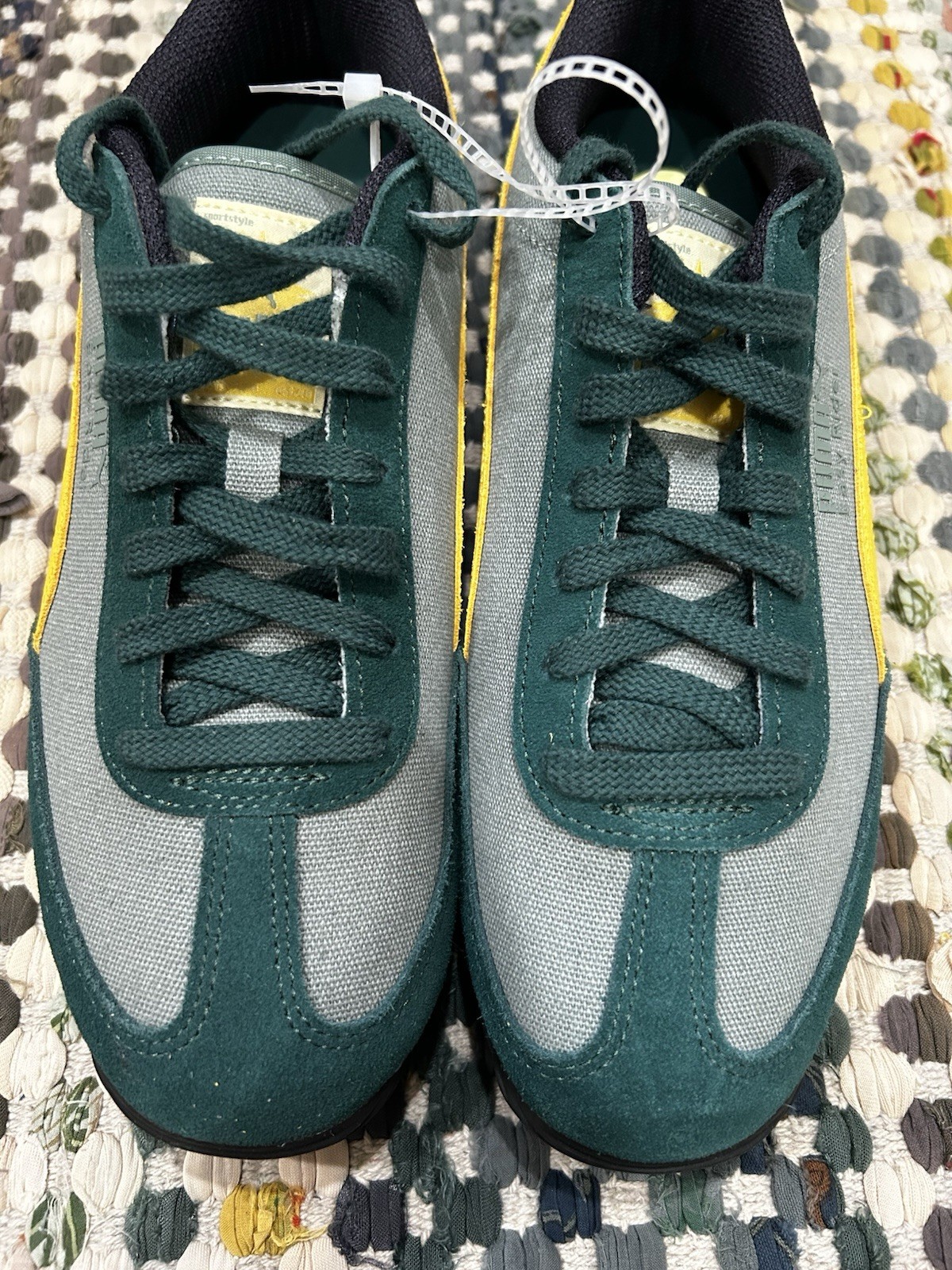 PUMA Easy Rider Weathered Men’s Low Top Lace-Up Canvas Sneakers 400397-02