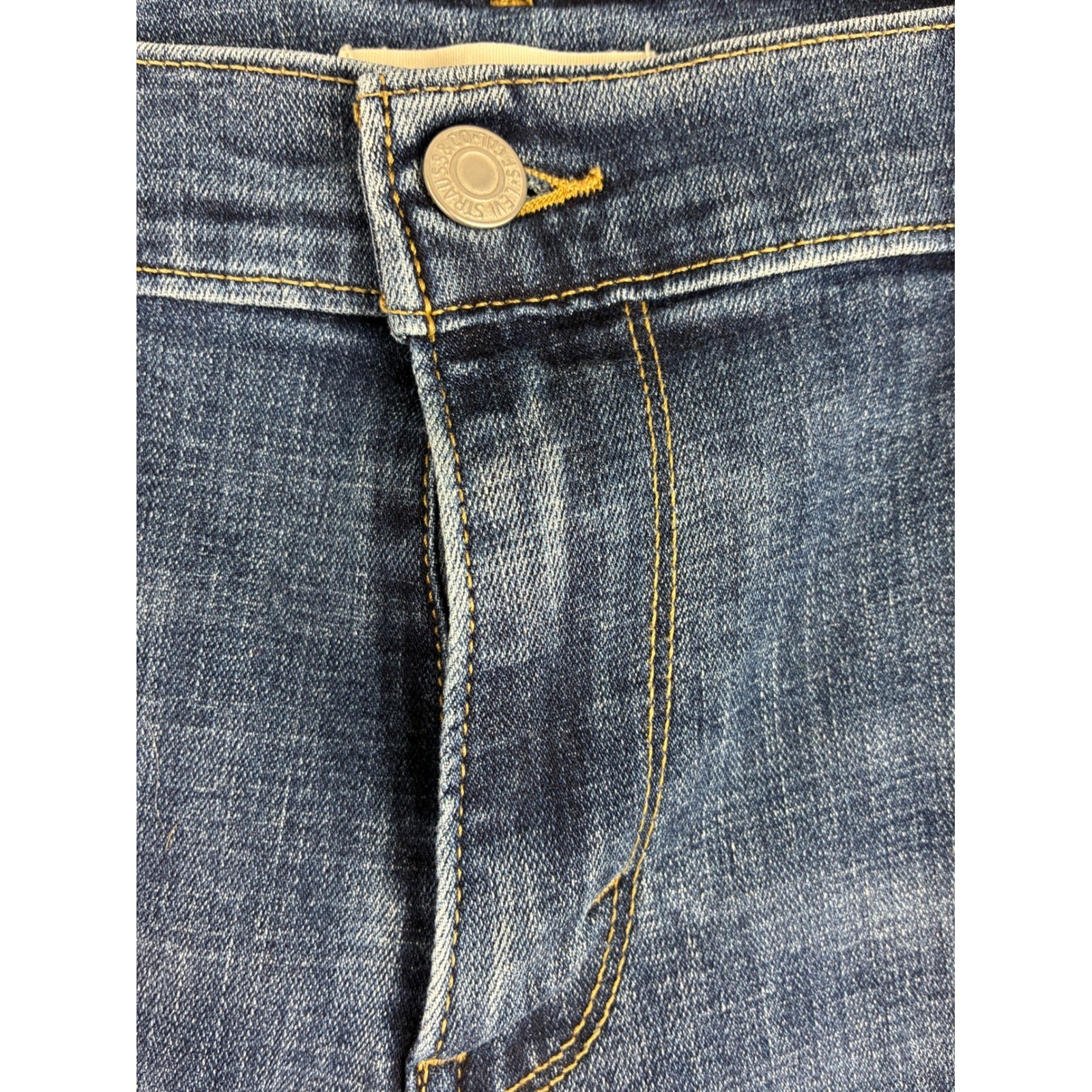 Levi’s 505 Straight Jeans Men’s 32×34 Medium Wash Denim Classic Fit