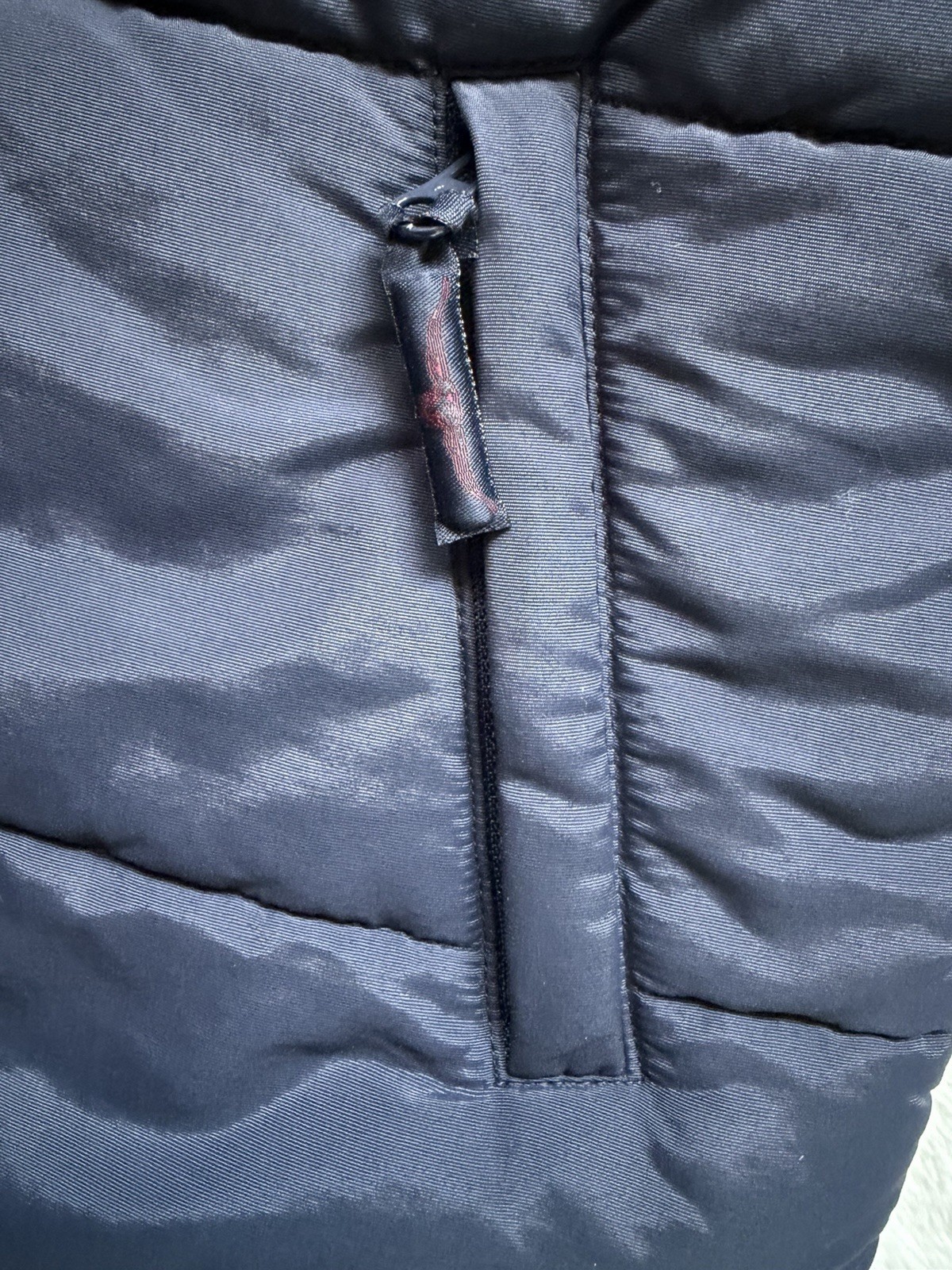 R.M. Williams Patterson Creek Quilted Puffer Vest – Navy Blue – Medium