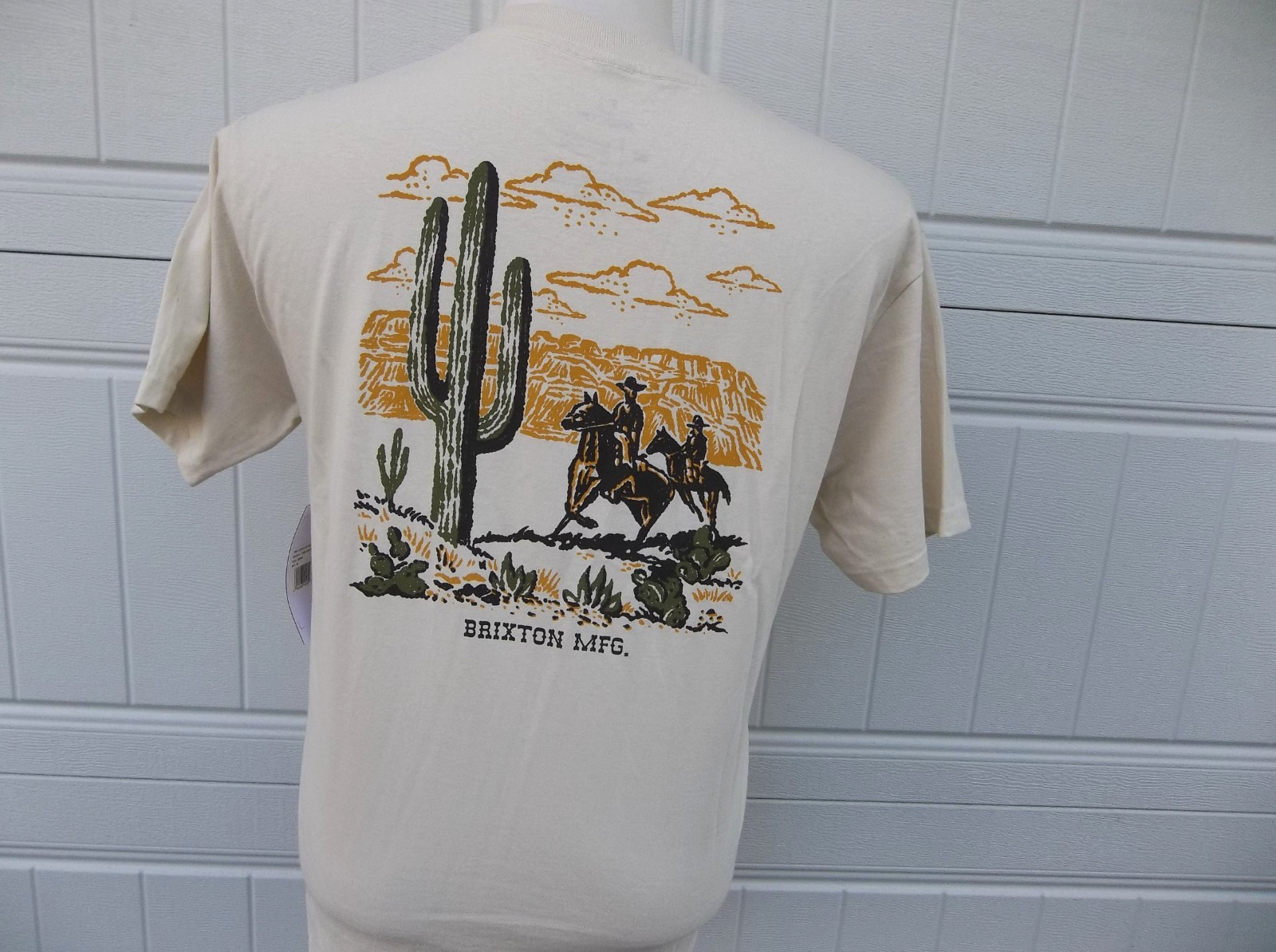 NWT MEN’S BRIXTON KESLO STANDARD TEE SHIRT.MEDIUM.BRAND NEW FOR 2026.