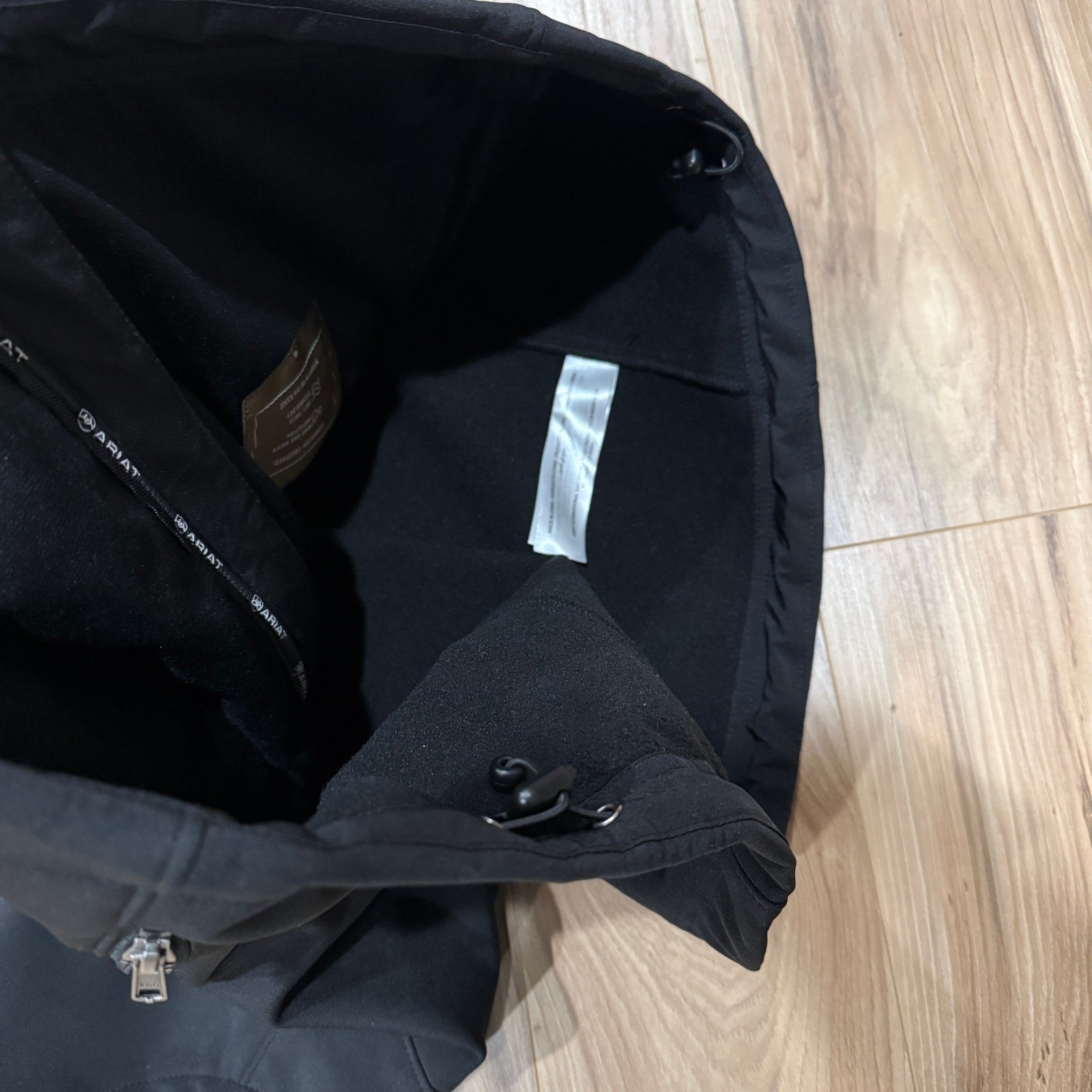 Logo 2.0 Softshell Vest in Black