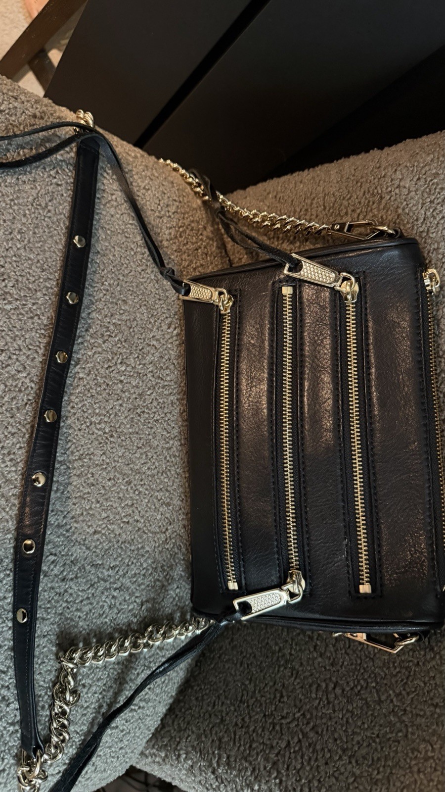 Rebecca Minkoff Black Crossbody Bag Gold Hardware Chain Strap Zip Pockets