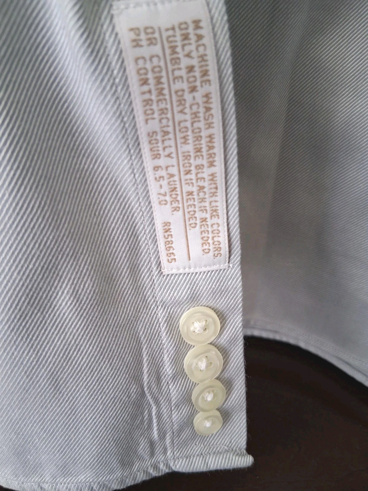 John W Nordstrom Men’s Shirt Finest 100% Egyptian Cotton Size 17 36 Soft Comfort