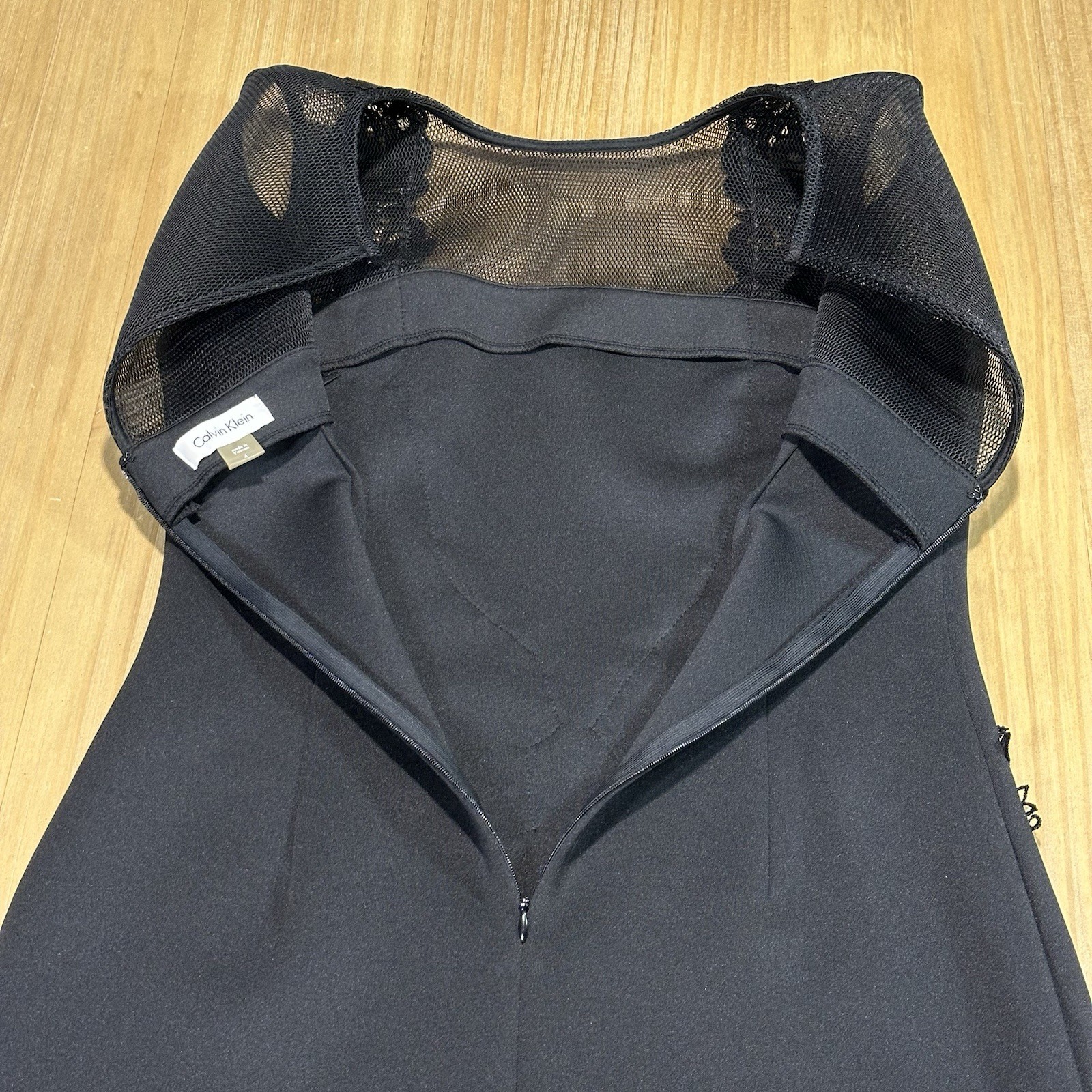 Calvin Klein Black Neoprene Lace Embroidered Pencil Dress 4 Mini Sleeveless