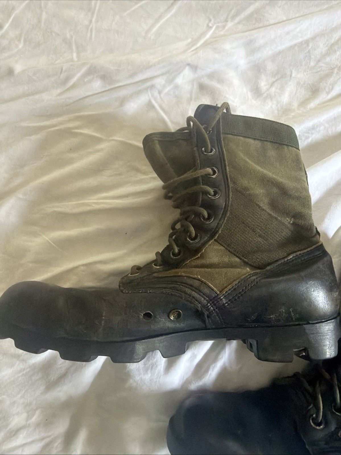 Vintage Late 80’sMilitary Combat Jungle Boots Spike Protective Ro Search 10.5 R