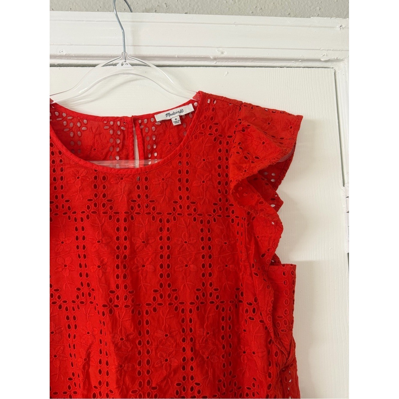 Madewell Red Eyelet Flutter Sleeve Top Size Medium 100% Cotton Boho Cottagecore
