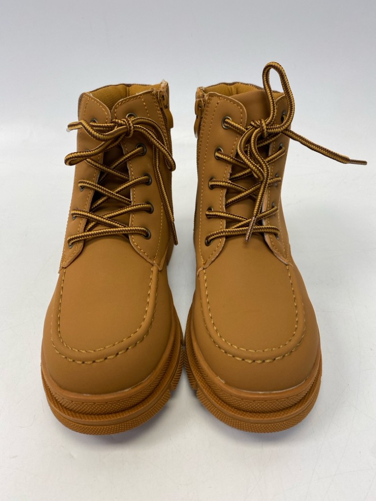 NWOT fabkids SIZE 3 Brown Lace-Up Boy’s Shoes & Boots
