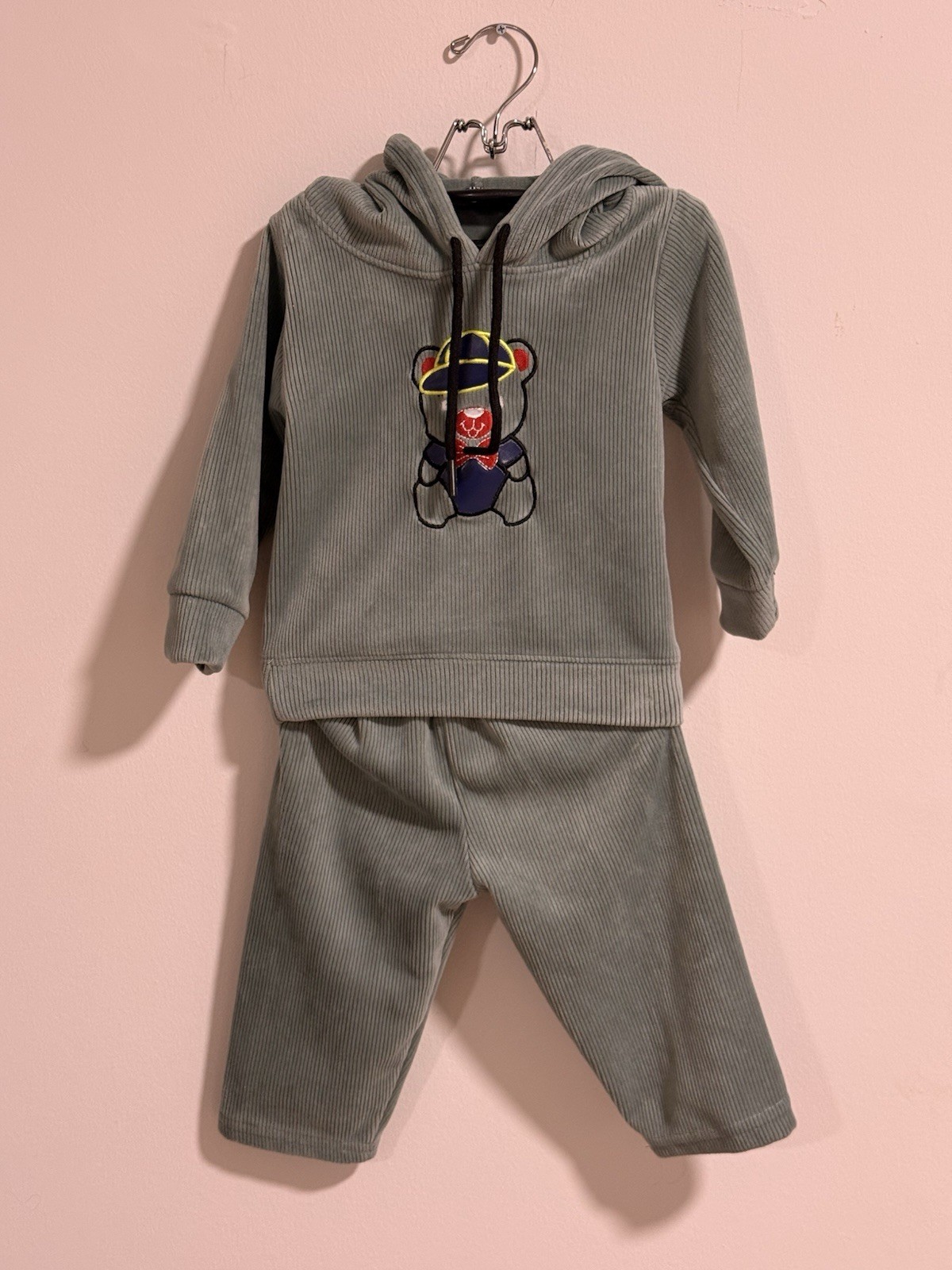 Daksham Baby Gray Corduroy Hoodie & Pants Set Teddy Bear Embroidered Size 20