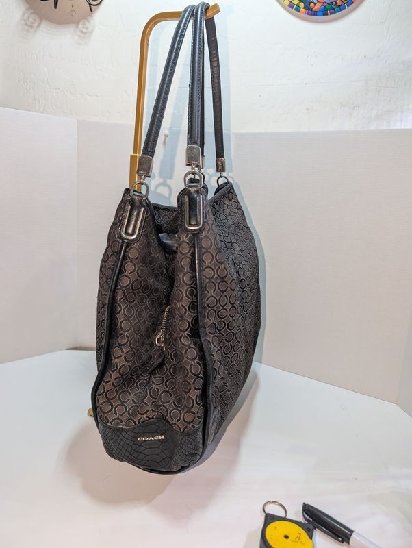 Coach Madison Phoebe Op Art fabric Shoulder Shoulder Bag Black/ Grey lot15