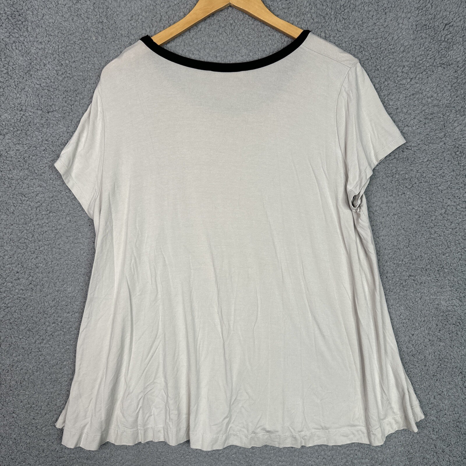 Alembika Tunic Top Size 3 L XL Beige Black Trim Jersey Knit Relaxed Stretch