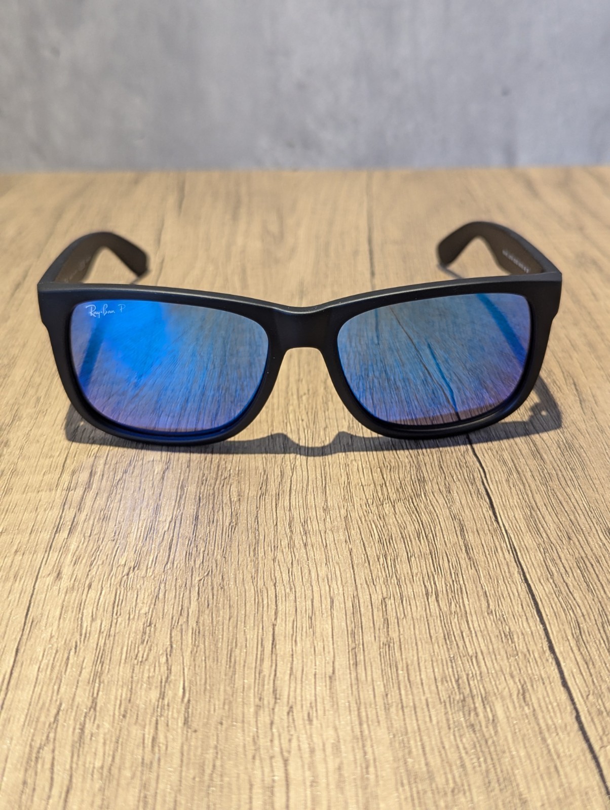 Ray-Ban RB4165 622/55 Black Frame Blue flash Polarized Lenses sunglasses-54mm