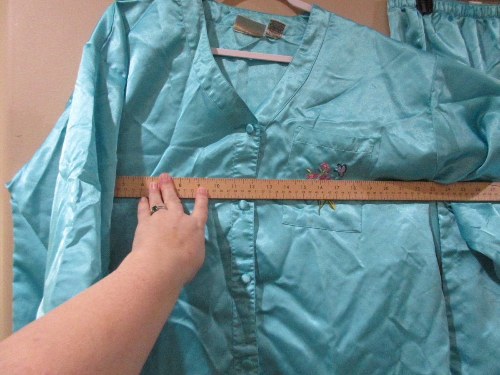 Vtg. E.J.C. Intimates Pajama Set Women Lg Blue Embroidered Silky Polyeseter