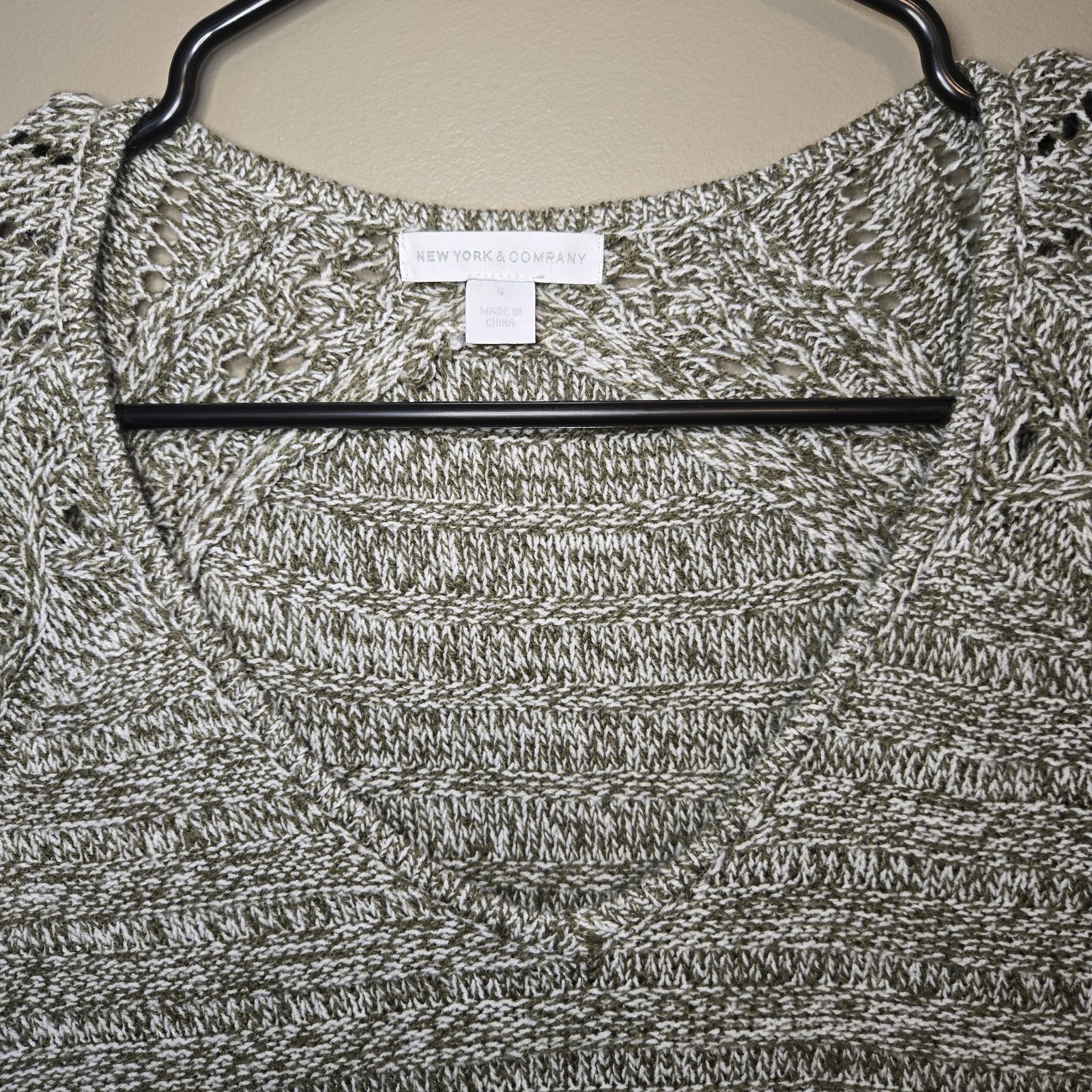 New York & Company Women’s Size Small Marled Knit Sweater 3/4 Sleeve Olive Cream