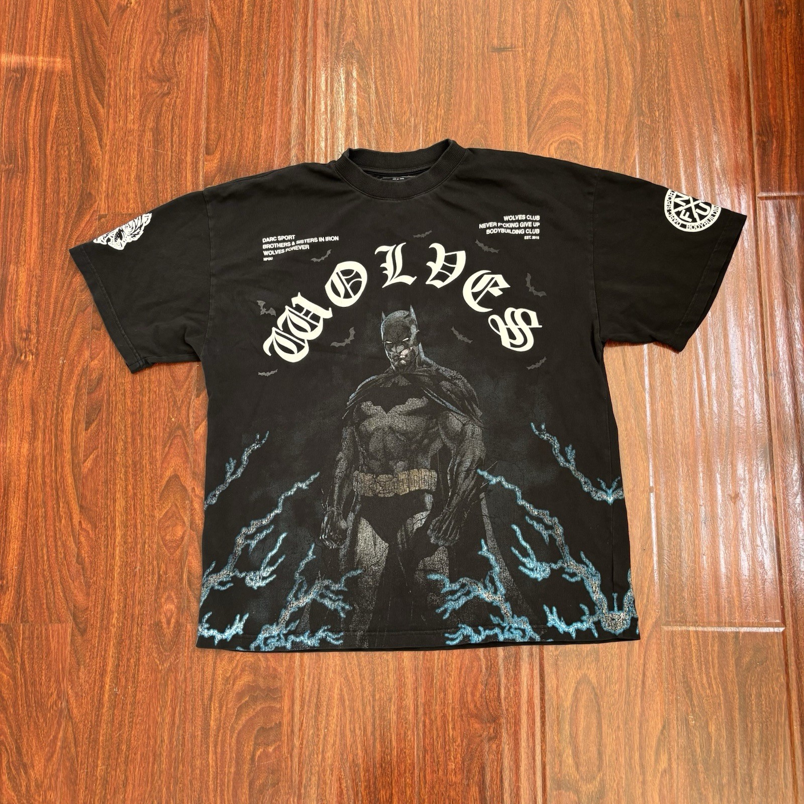 Darc Sport X Batman “Batman Energy” T-Shirt Size L Wolves Gym AOP Thunder