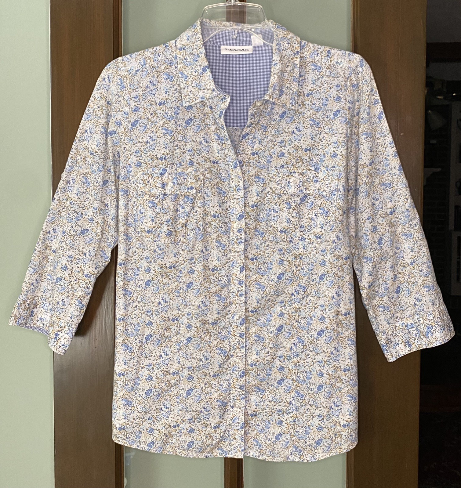 St. John’s Bay Women’s Size M Blue Floral Button Front Soft Cotton Blouse Top