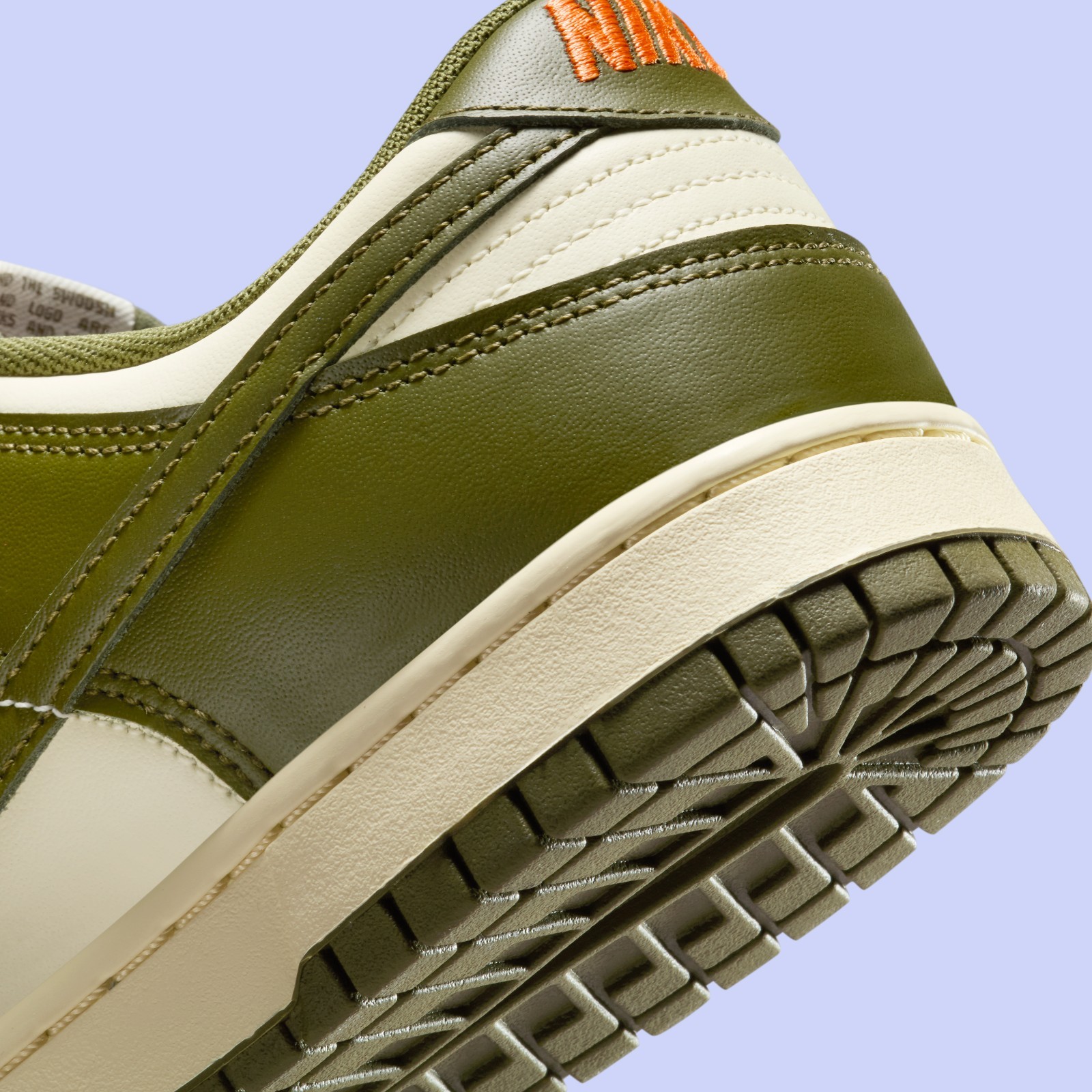 Nike Dunk Low Retro Rough Green IH0245-113 Men’s Size 9 Shoes #200C