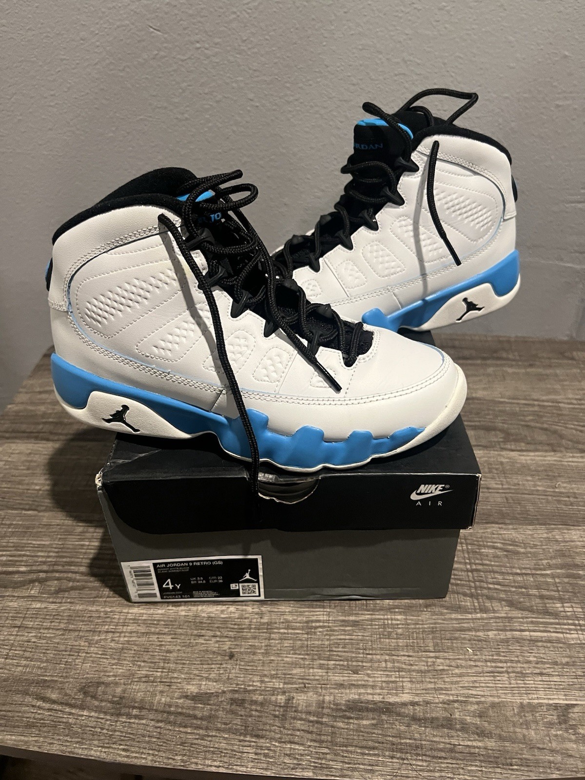 Jordan Air Jordan 9 Retro GS High Top Leather Sneaker 4Y White Black Blue