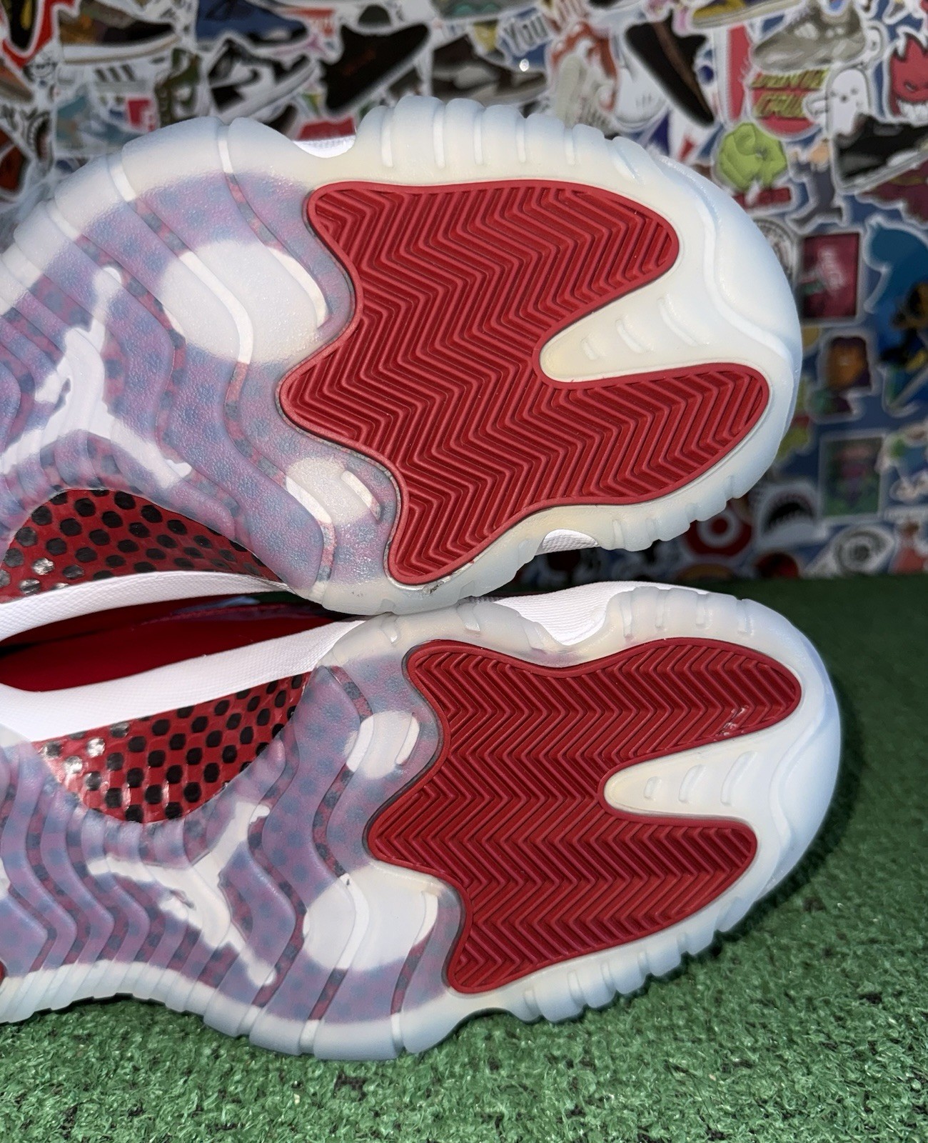 Size 9 – Air Jordan 11 Retro Cherry 2022 VNDS CLEAN CT8012-116