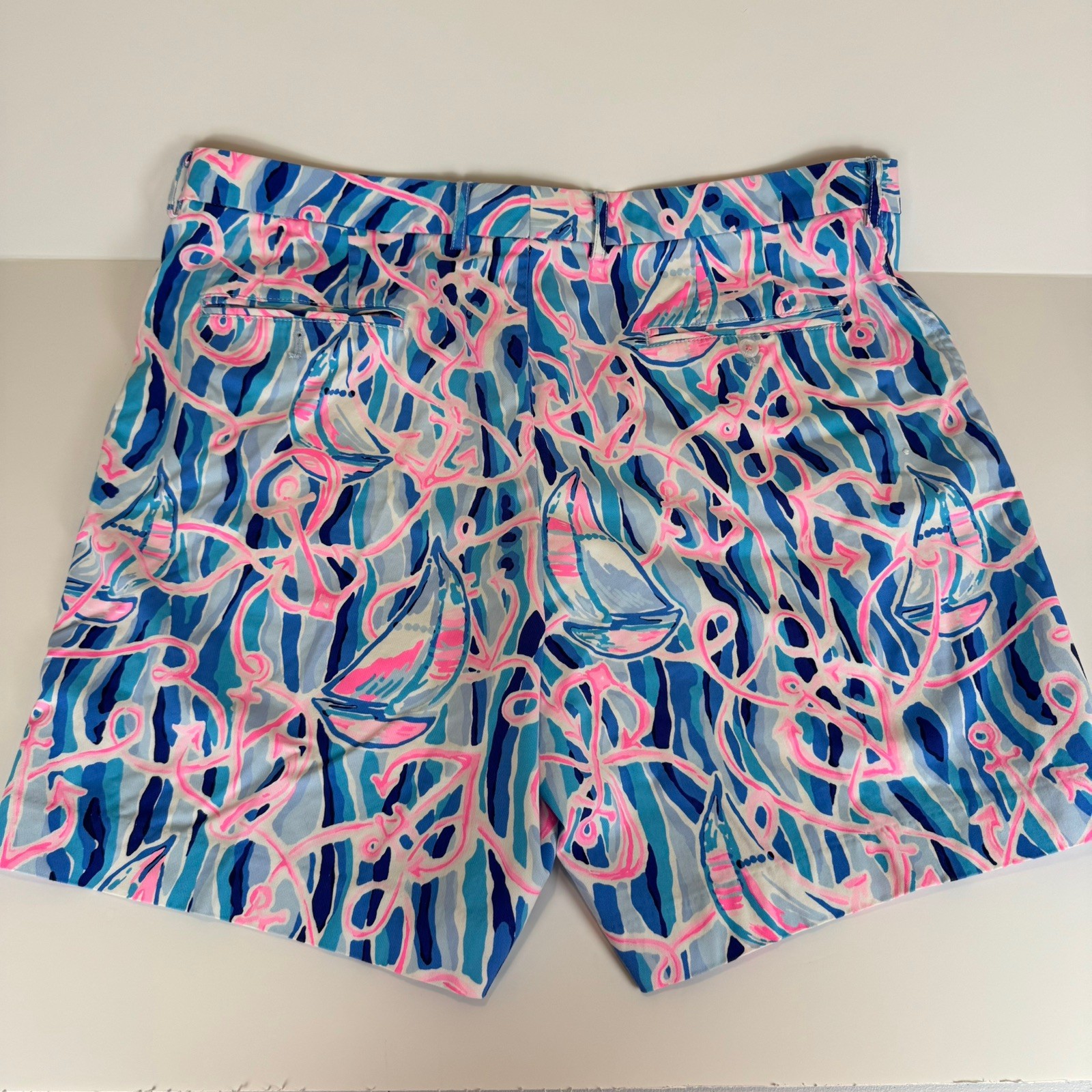 Lilly Pulitzer Mens Beaumont Stretch Shorts Blue Reel Nauti Anchor Size 42 x 8”