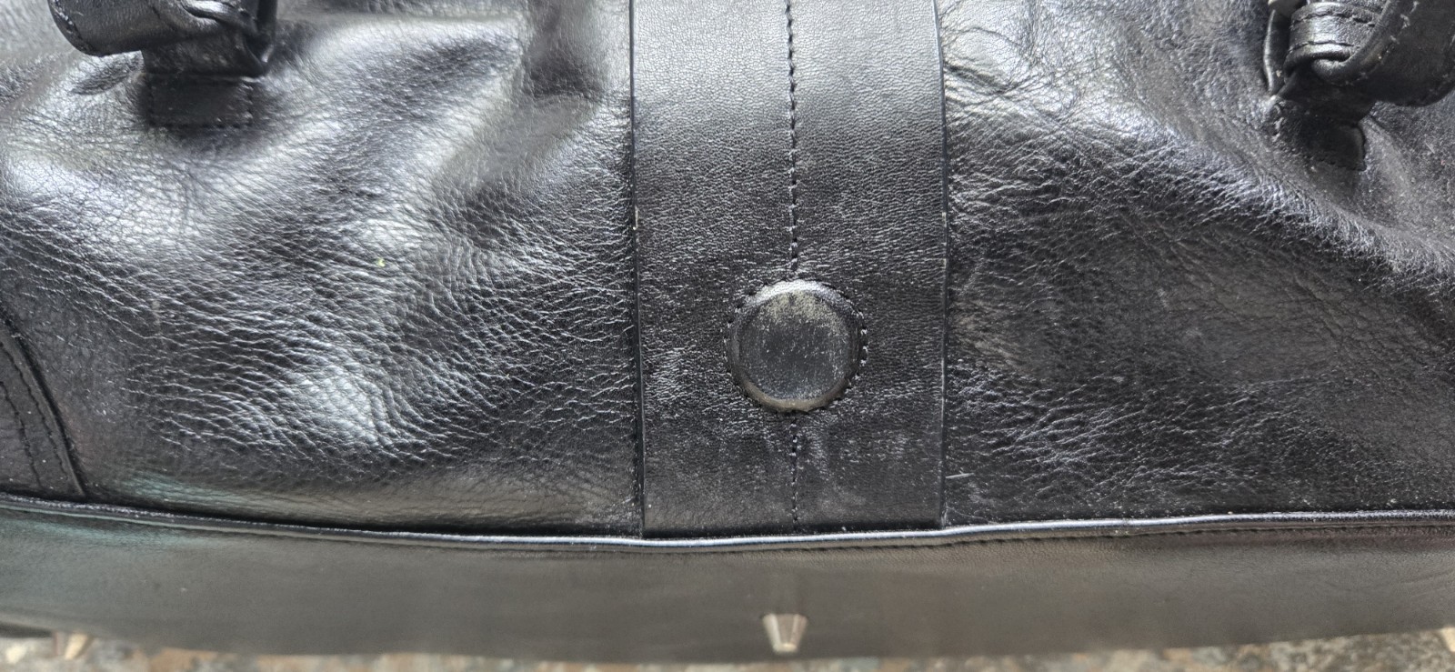 Kenneth Cole Leather Purse Shoulder Bag Black Silver Buckle Magnetic See Photos