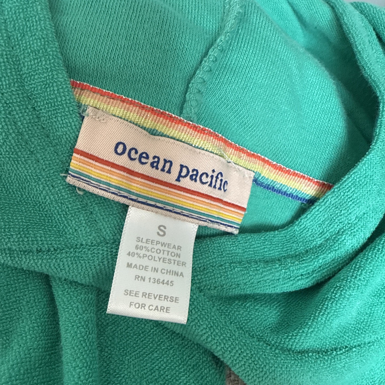 Women’s Ocean Pacific® Sunset Chaser Hoodie and Shorts Set NWT Small