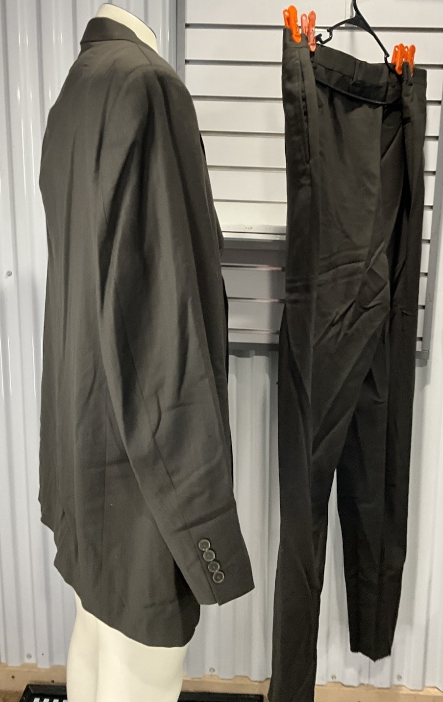 Concepts Claiborne Mens Two Piece WORSTED Wool Suit Pants & Jacket 52 48 L NEW