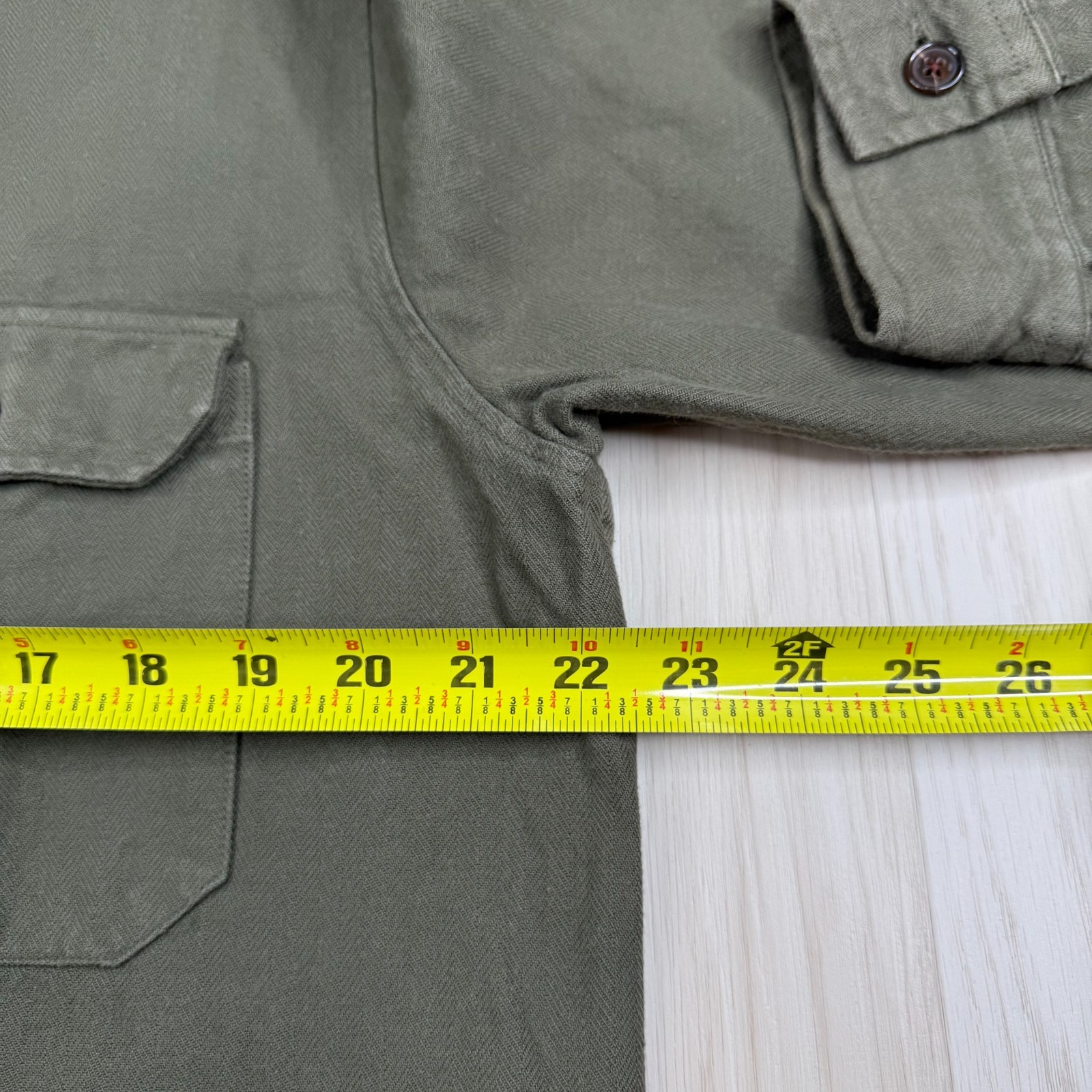 Universal Works Mens Green Utility Pockets Workwear Button Up Shirt Size L
