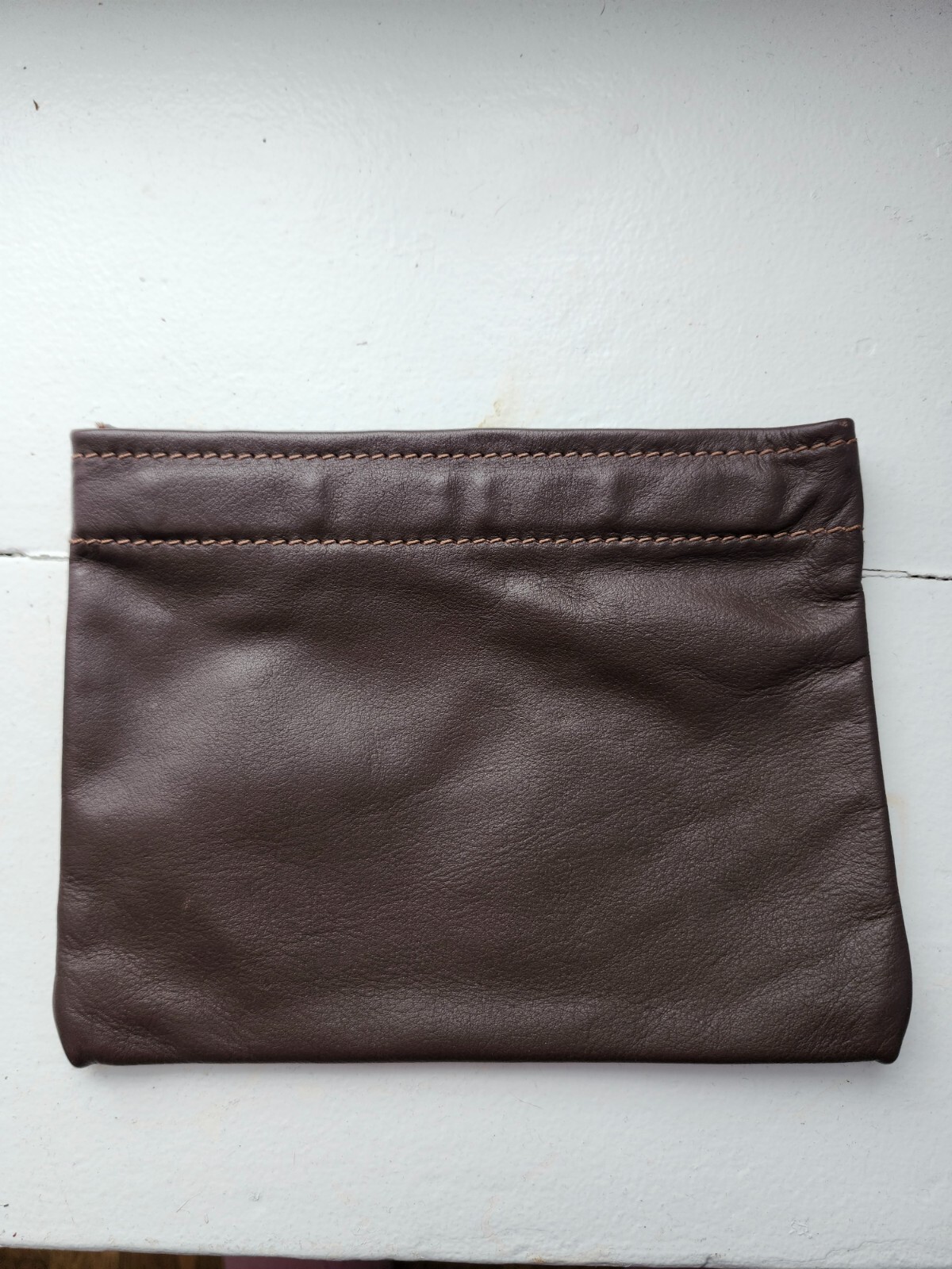 Down Home Leather, Mount Vernon Ohio leather pouch. 8.25 x 6.25 in. Metal hinges