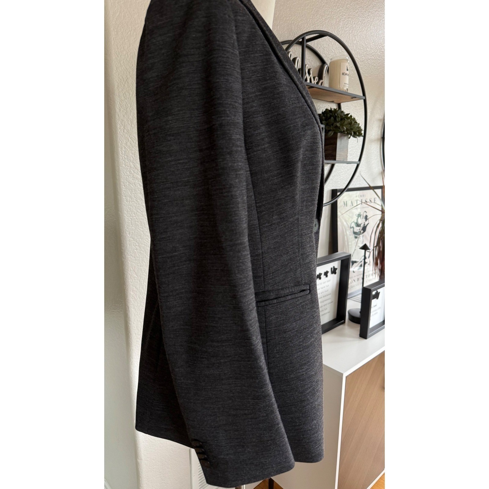 Ann Taylor Size 12 Gray Virgin Wool Blend Blazer Modern Classic Business Career