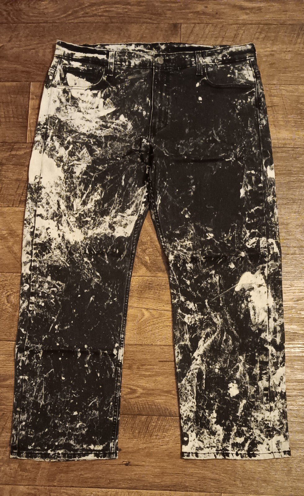 Mens Levi’s 569 Loose Straight Jeans Size 36×30 Black/White Paint Splatter