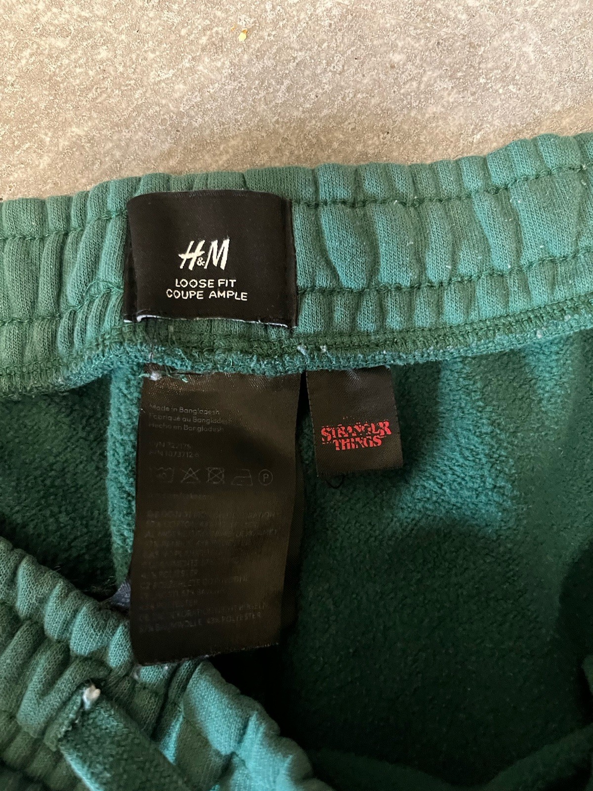 H&M Stranger Things Green Fleece Sweatpants Elastic Waist Drawstring Pockets S