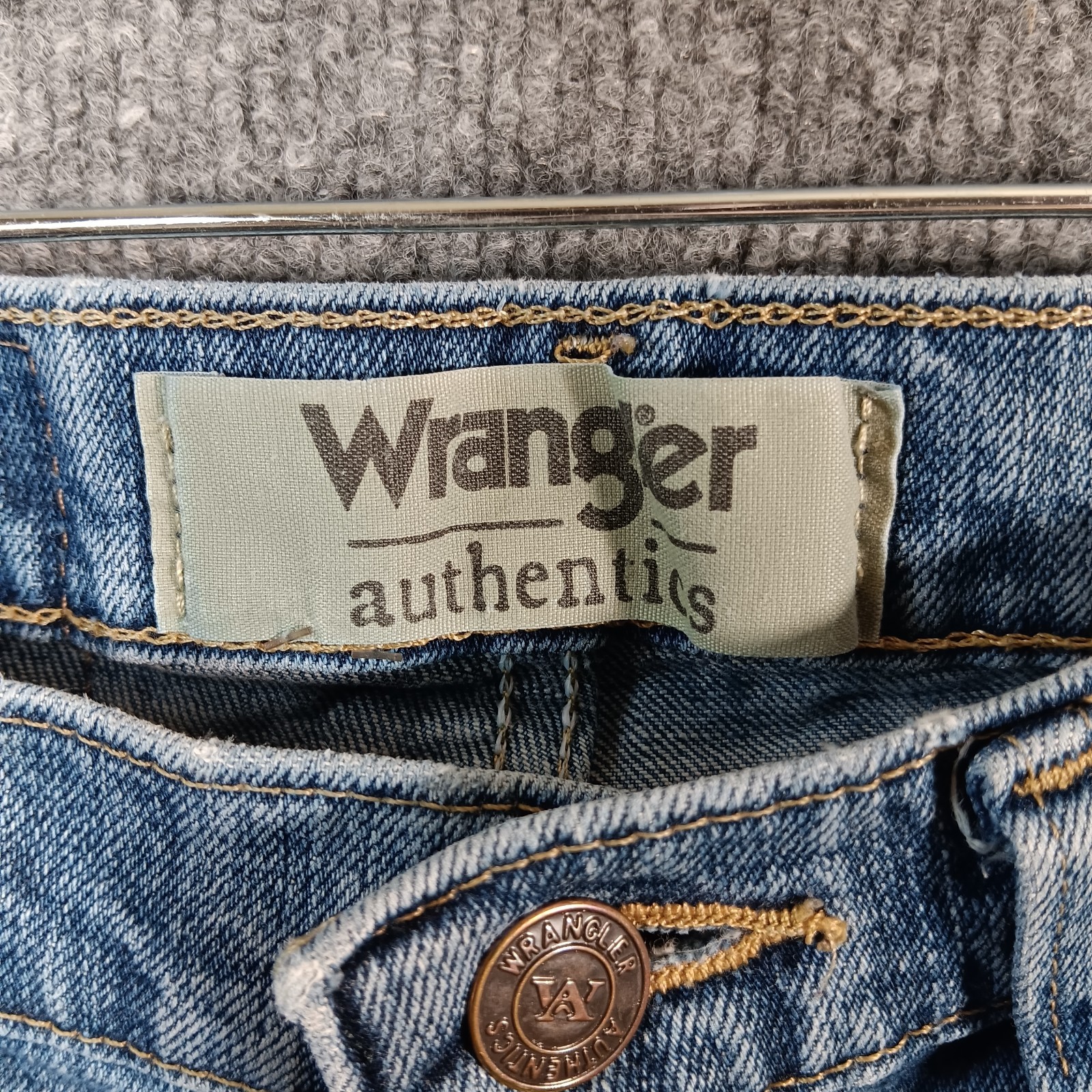 Wrangler Authentics Straight Leg Jean Blue Denim Cotton Stretch Medium Wash