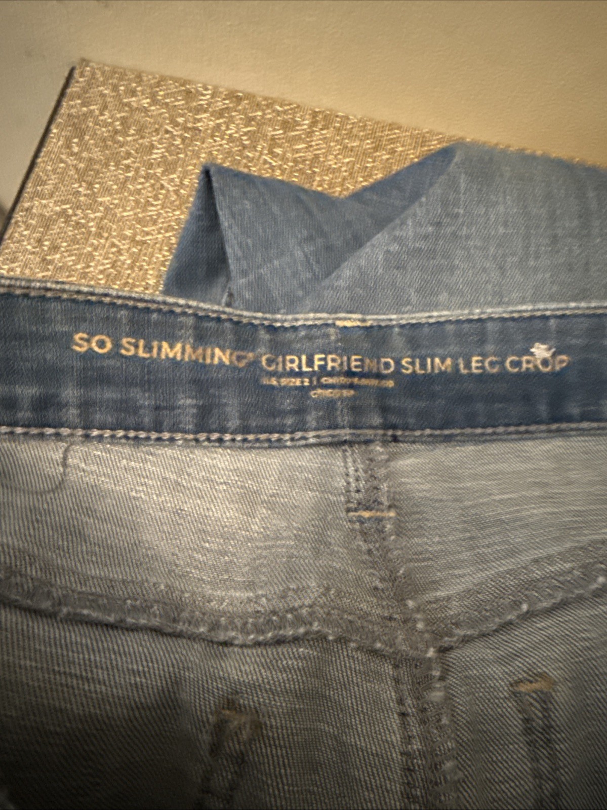 Chico’s SO SLIMMING GIRLFRIEND Slim Leg Crop Floral Embroidered Jeans US 2 00