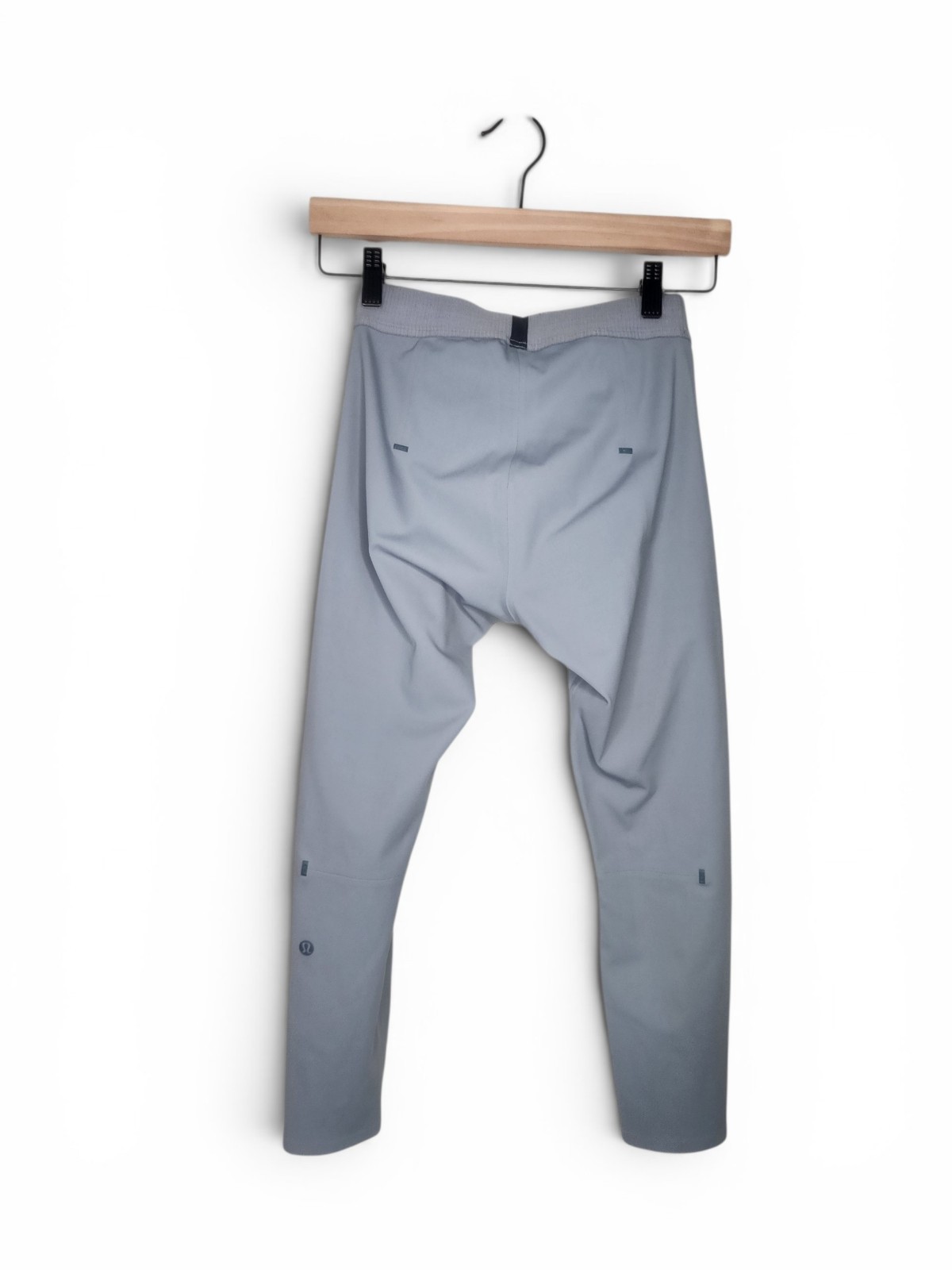 Lululemon License to Train Tight 21″ in Gray Size M