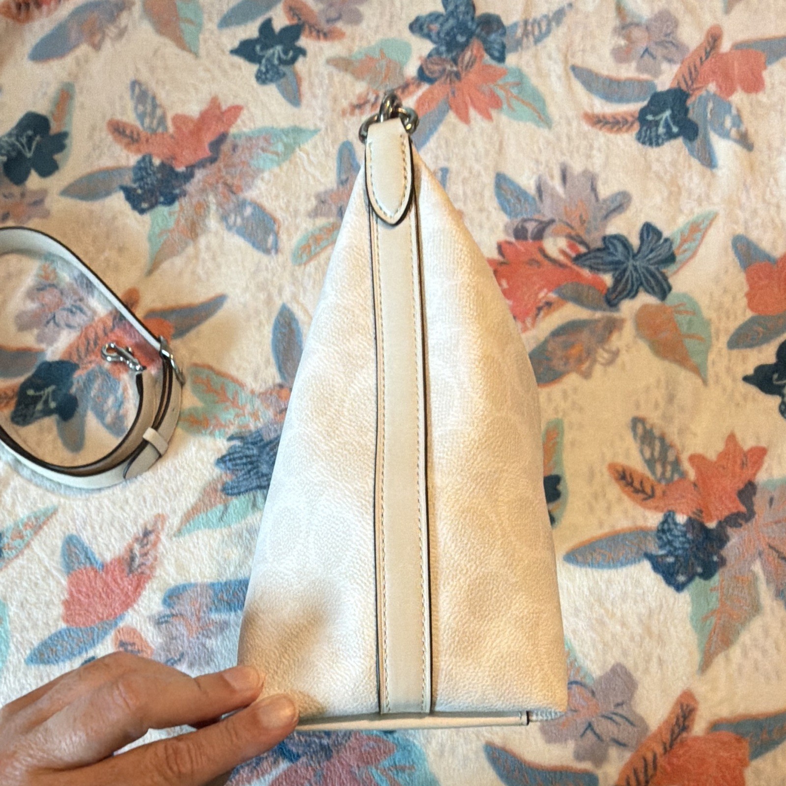 Coach Women’s Juliet Shoulder Bag in Signature Canvas
