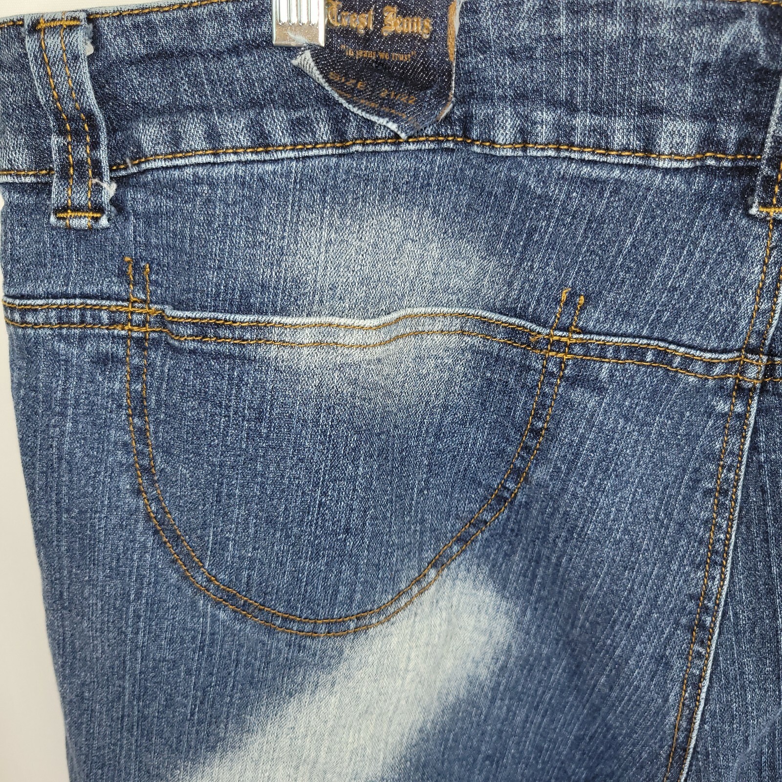 Crest Jeans Plus 21/22 Denim Stretch Shorts 41″ x 11 1/2″ Blue Distressed