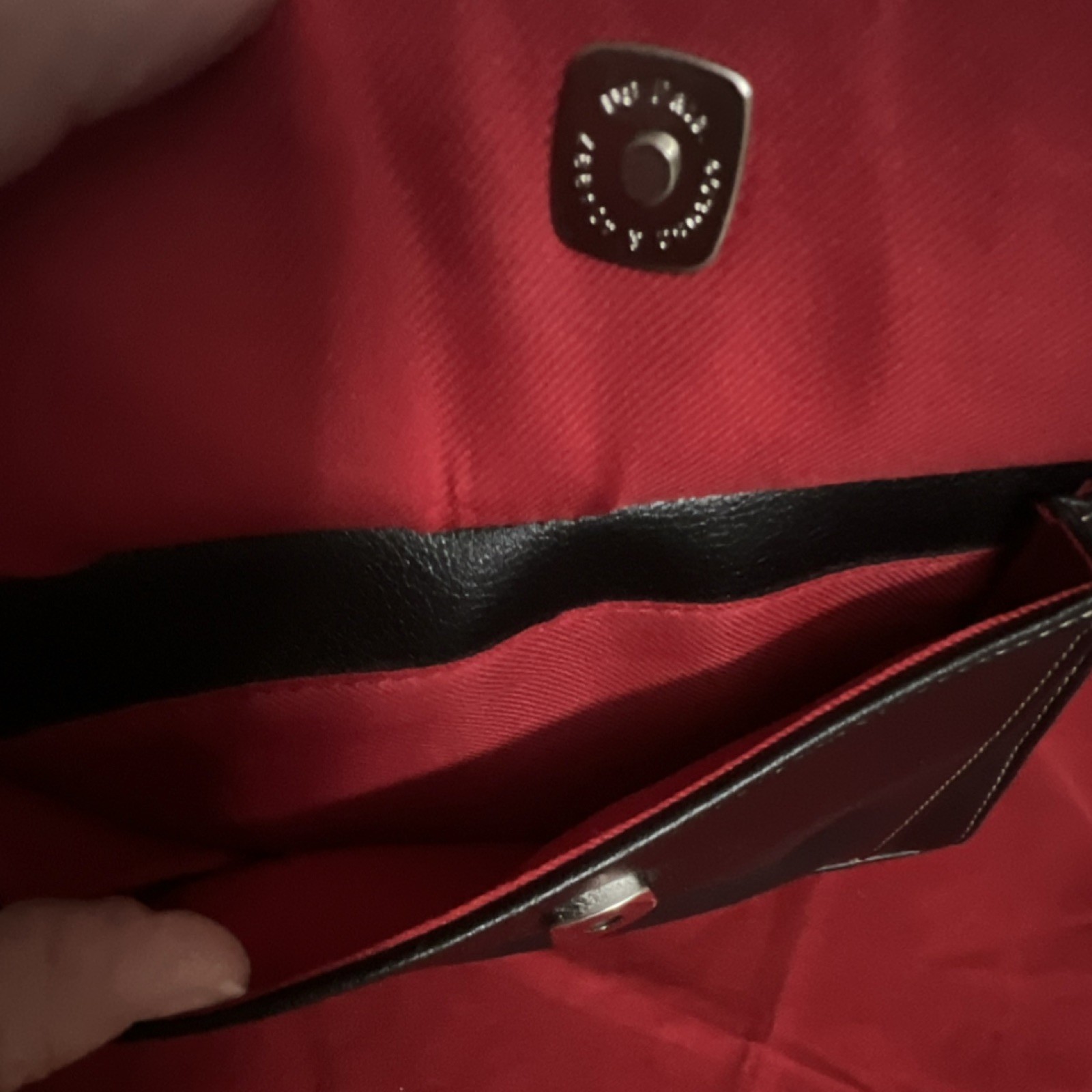 Liz Claiborne Black Shoulder Bag Contrast Stitching Logo Plate Red Lining Women