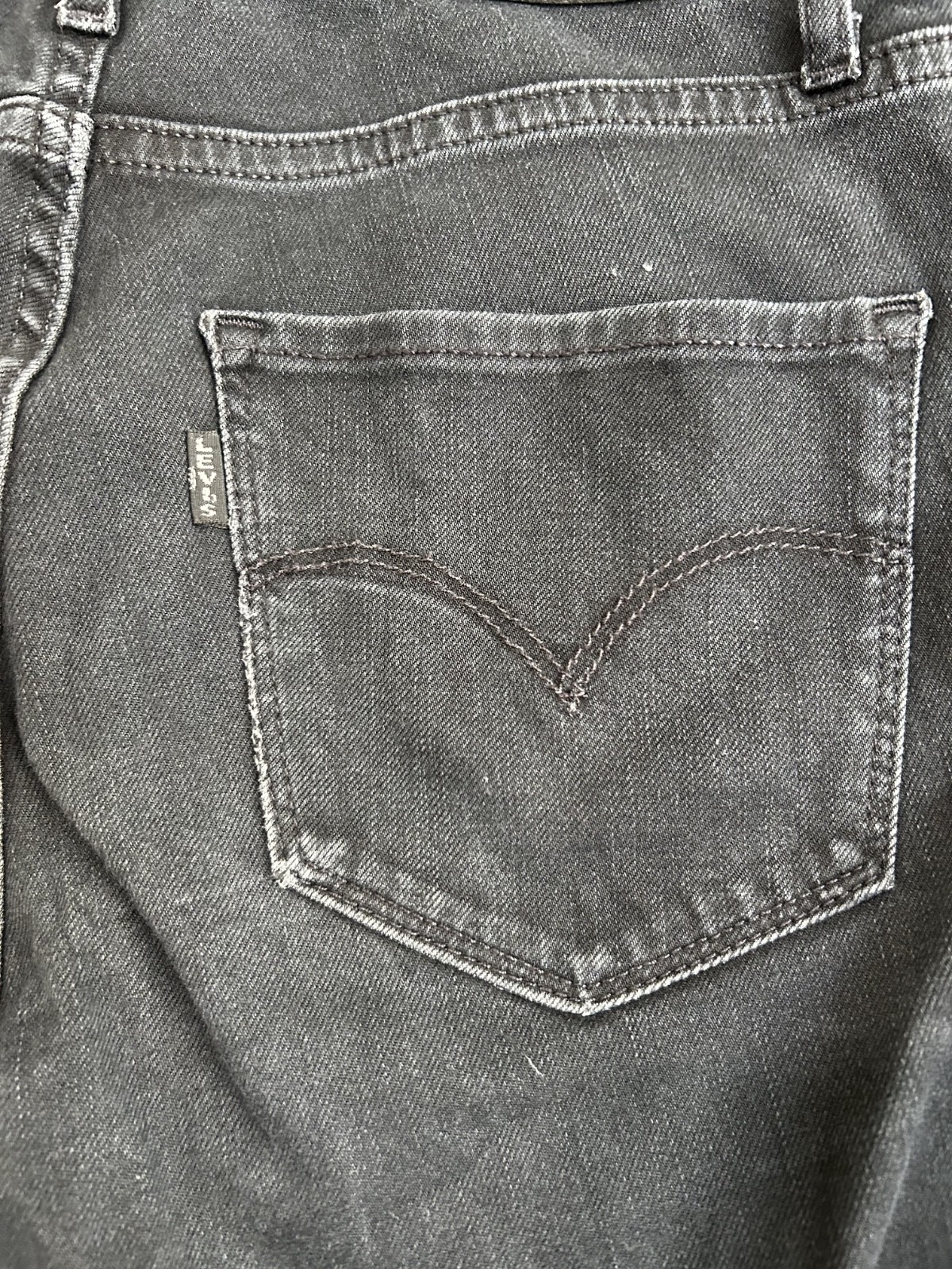 Levi’s Womens Jeans Skinny Fit Dark Grey Mid Waist Denim