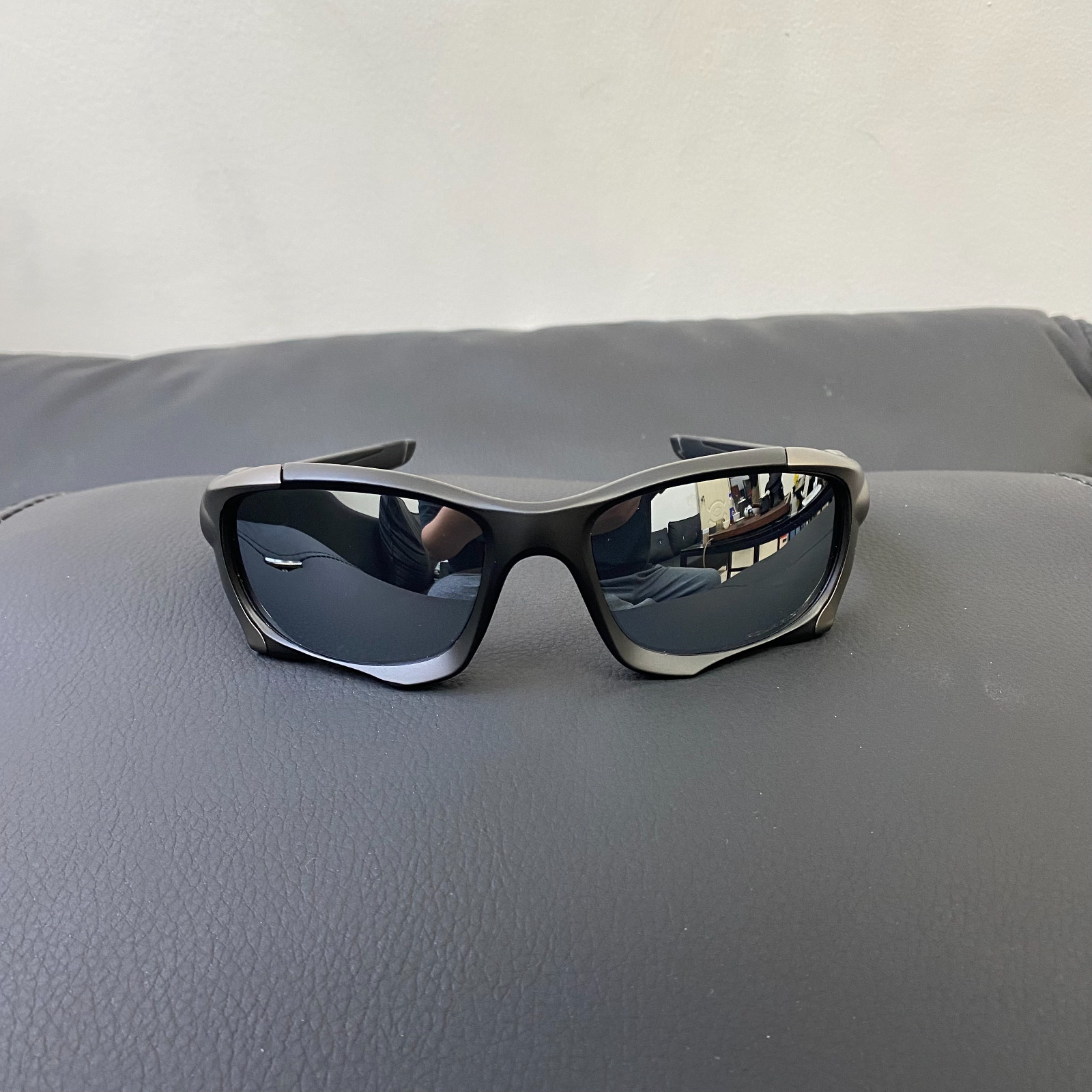 Vintage Oakley Pit Boss 2 Sunglasses OO9137 Gorpcore Silver Lens Matte Black