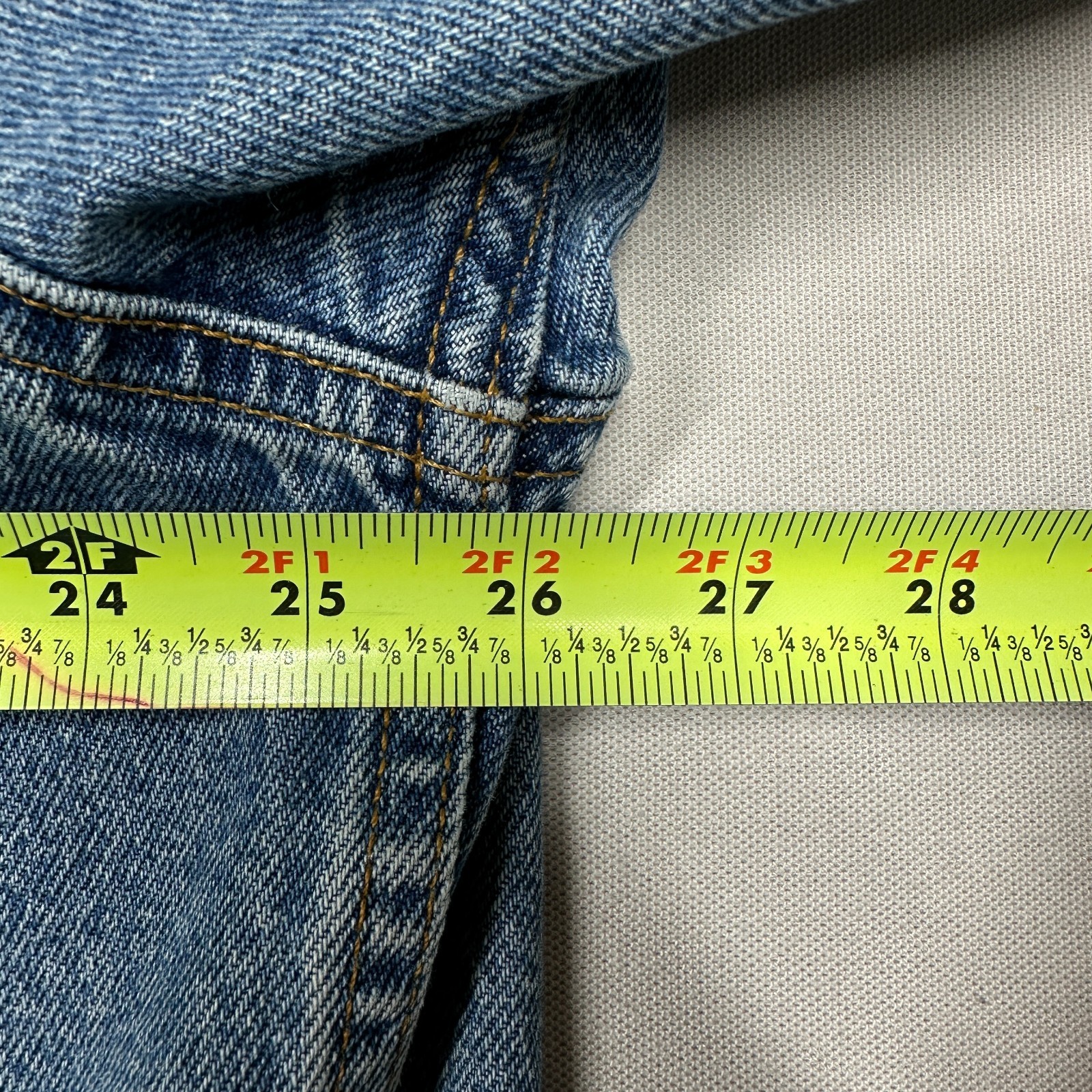 Levi’s Medium Wash Denim Jacket Blue – Size XL