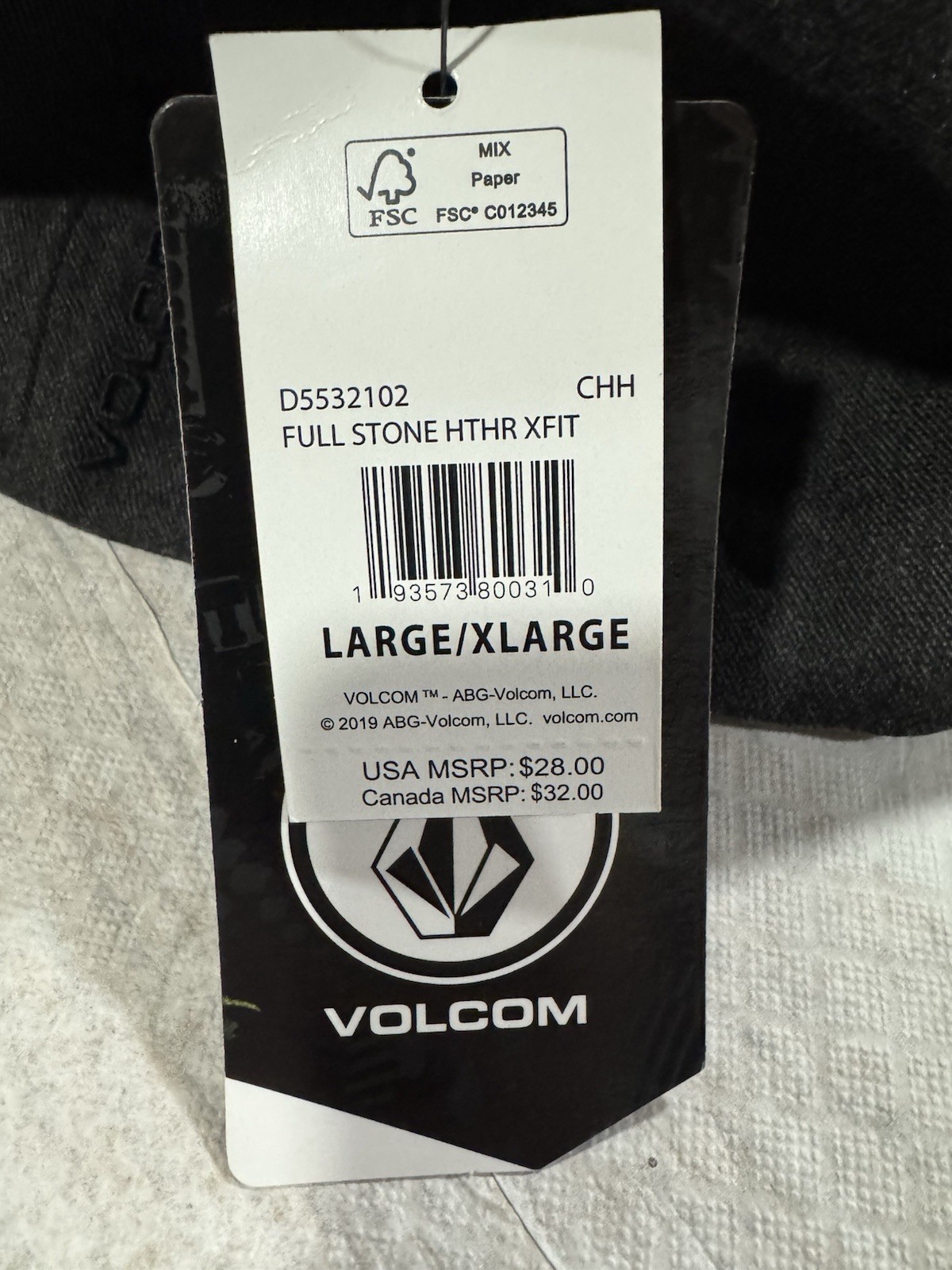 Volcom Flexfit Hat L/XL Black Gray Stretch Fit Cap NWT