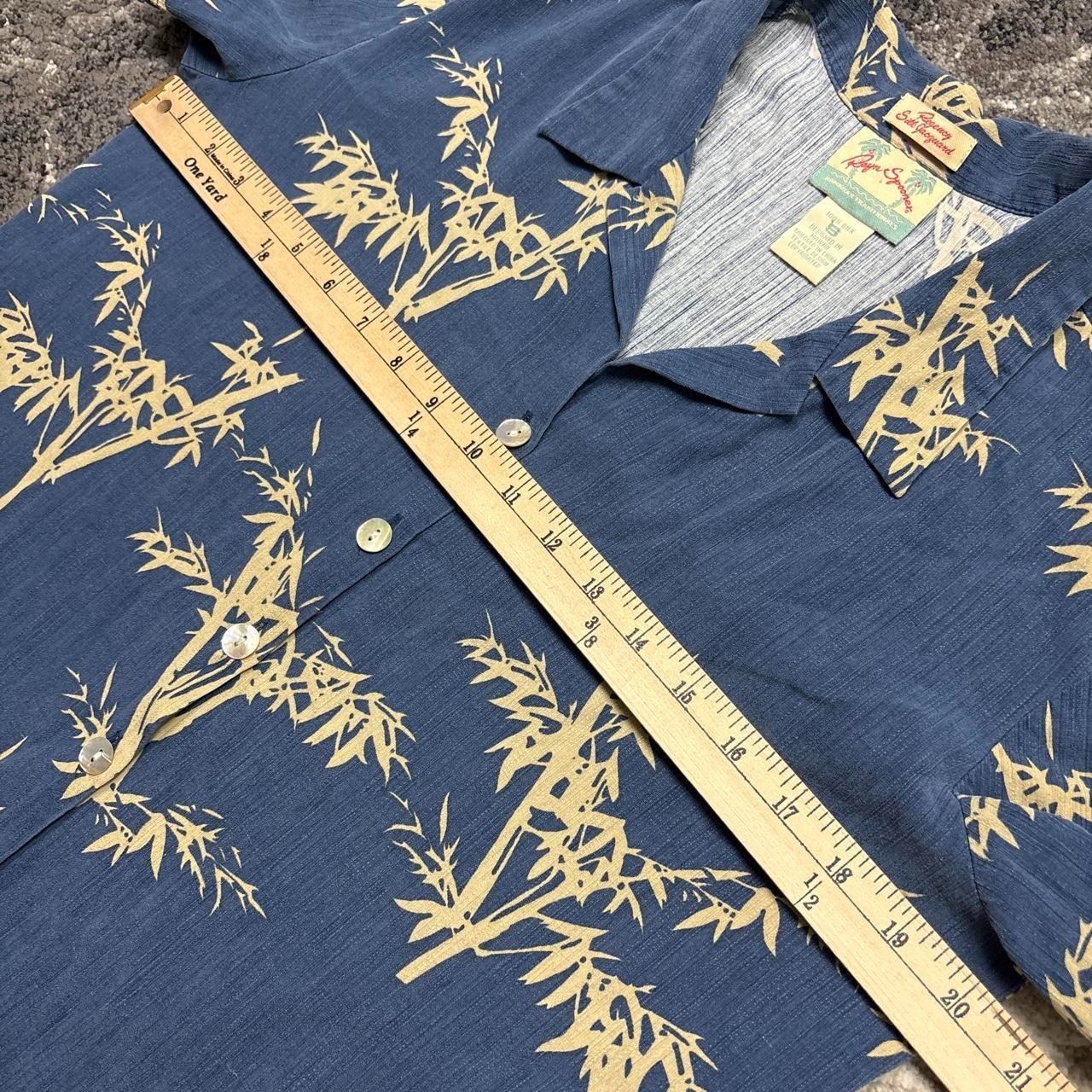 Reyn Spooner Hawaiian Shirt Womens Small Regency Silk Jacquard Blue Short Sleeve