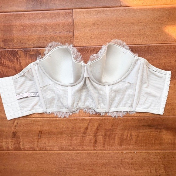Victoria’s Secret Dream Angels Long Line Bustier Bra 32DD Metallic/Silver