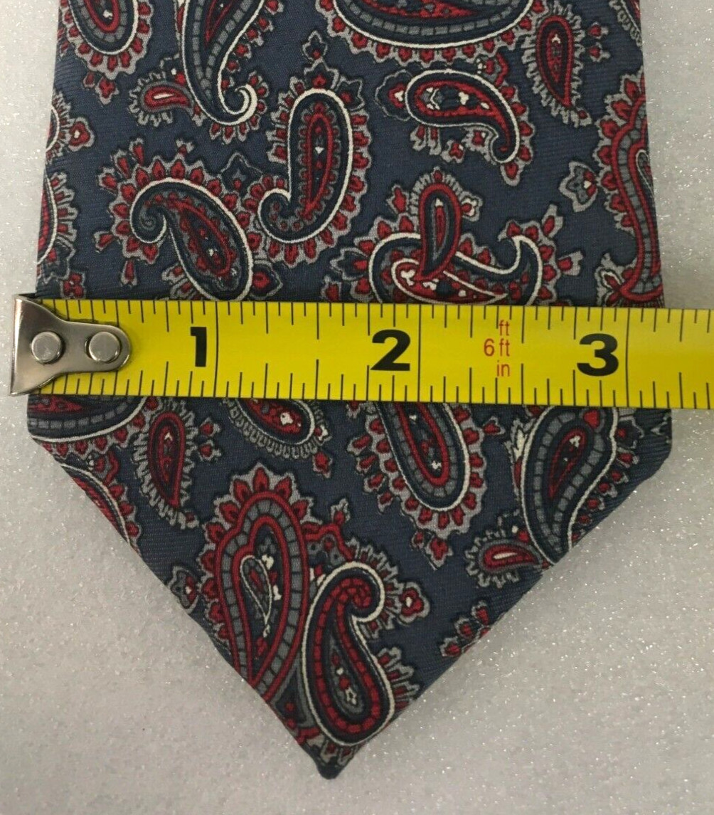 Wembley Silks Neck Tie Dark Blue Red White Paisley Silk 3.25 in Wide 57 in Long
